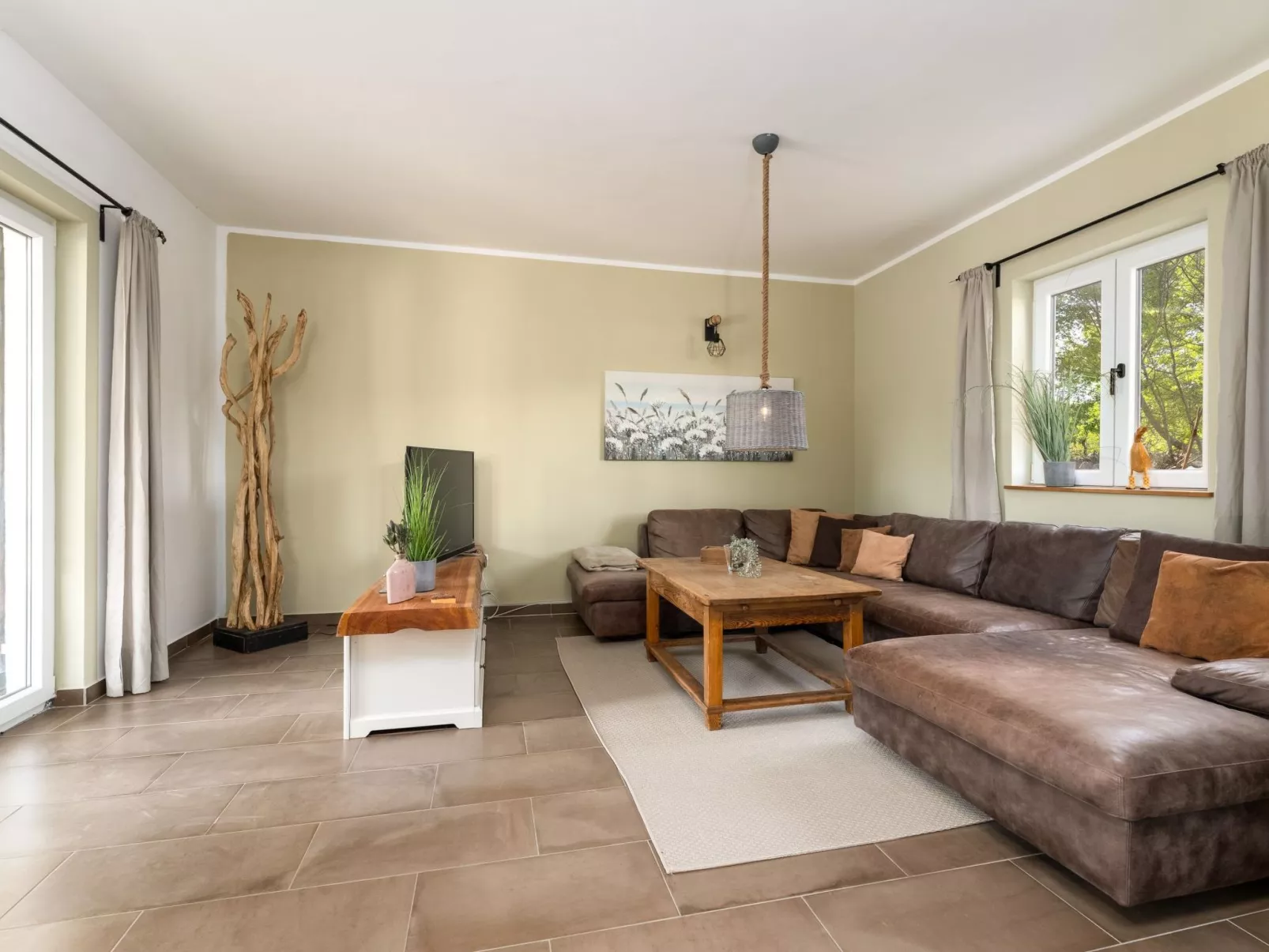 Eine luxuriöse Villa "Maslina" mit Pool und Grill - Dedans