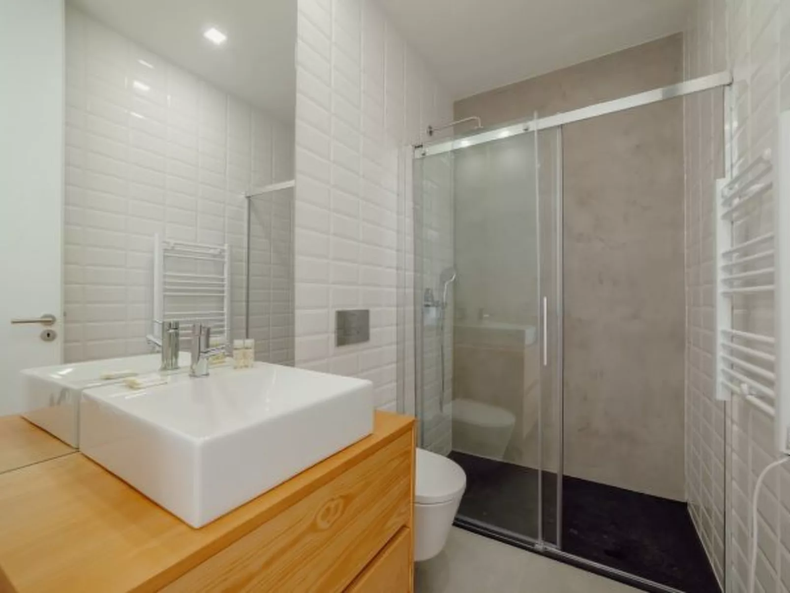 COURTYARD OPORTO DESIGN APARTMENT I - Inside