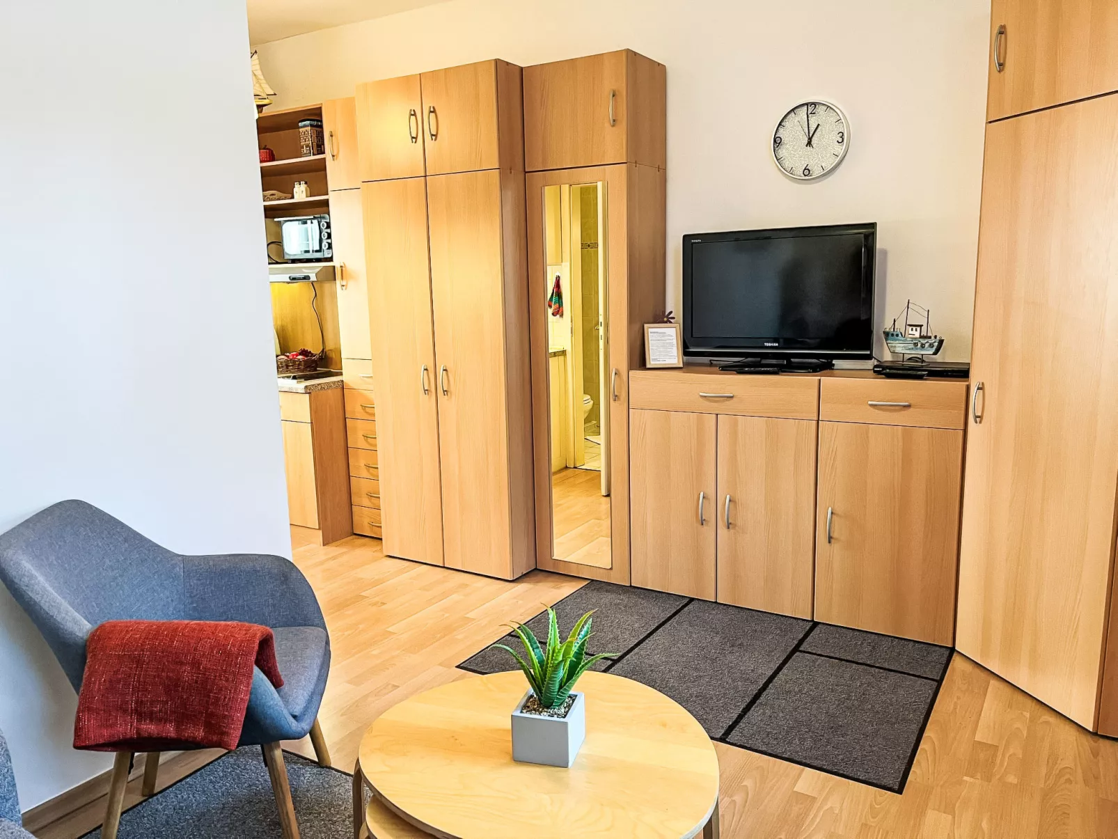 Bergstraße - Drinnen