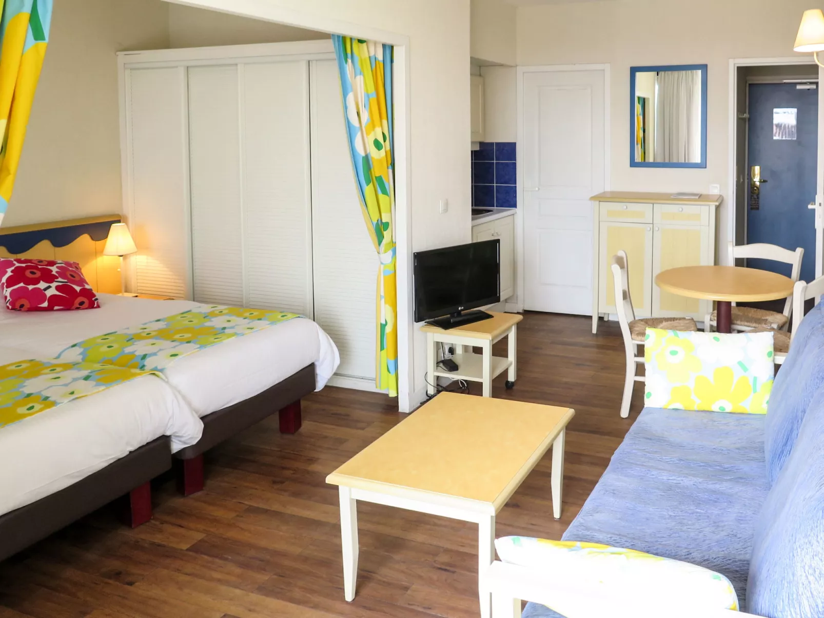 Le Grand Large - Inside