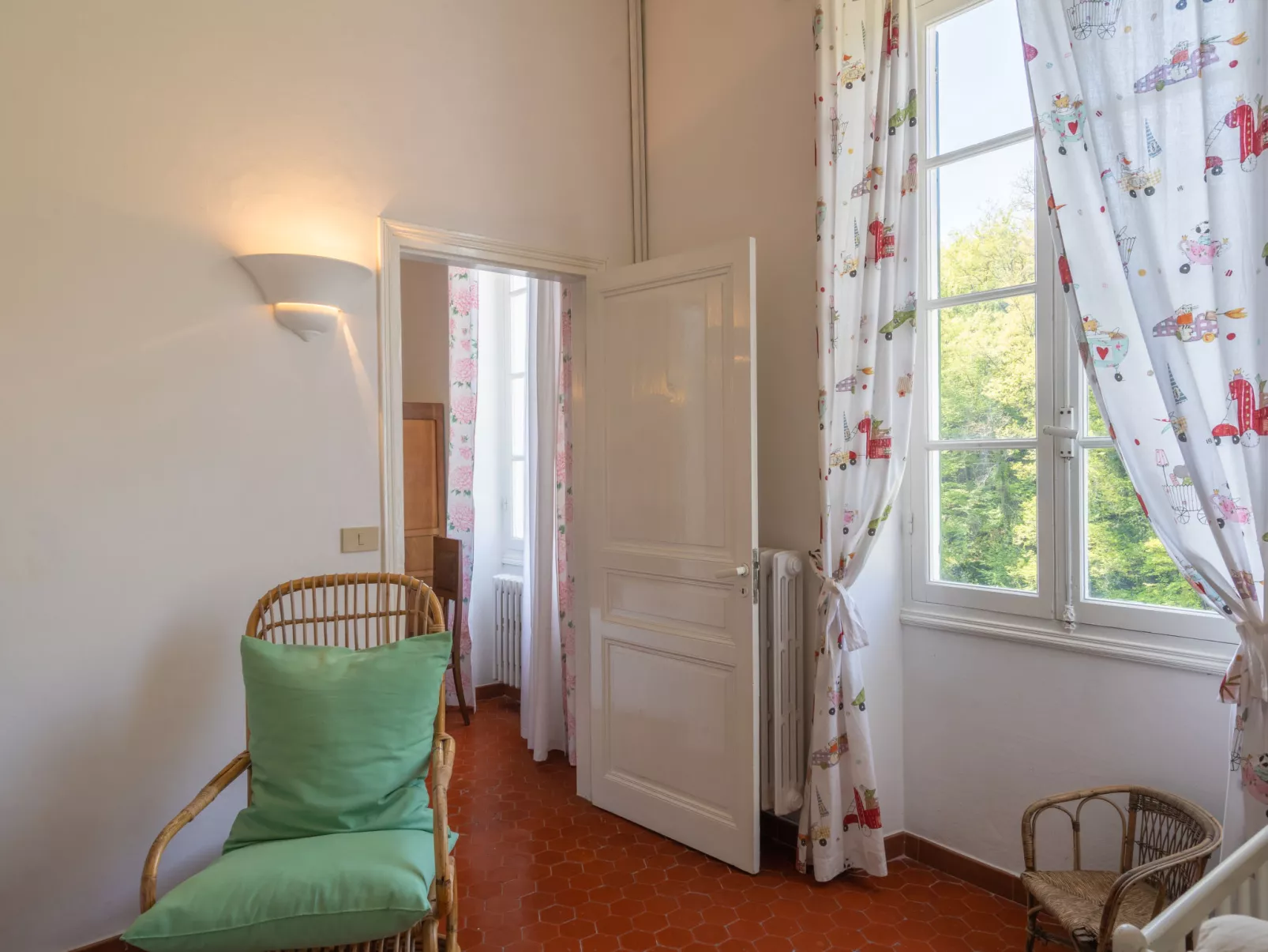 Valeria (PRE131) - Drinnen