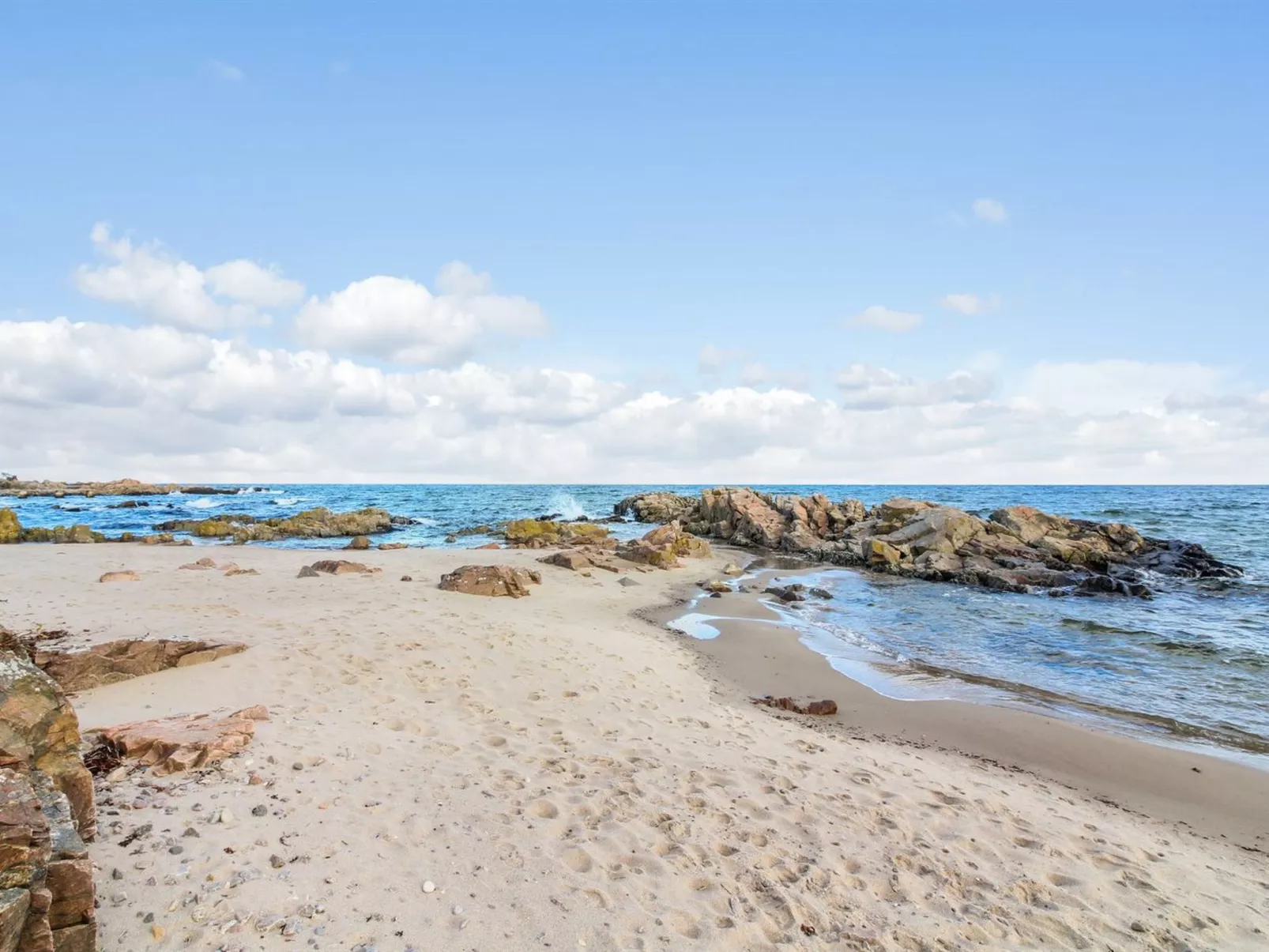 "Runa" - 75m from the sea - Outside