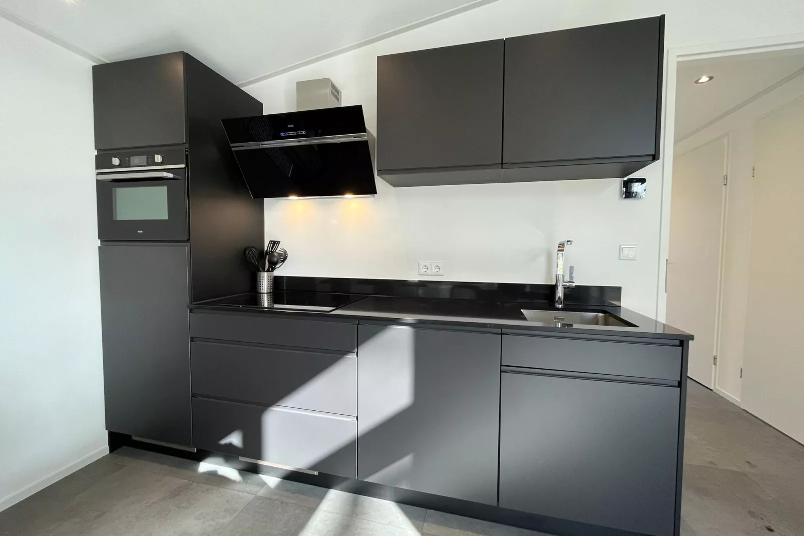 Resort Hooge Veluwe 11-Kitchen