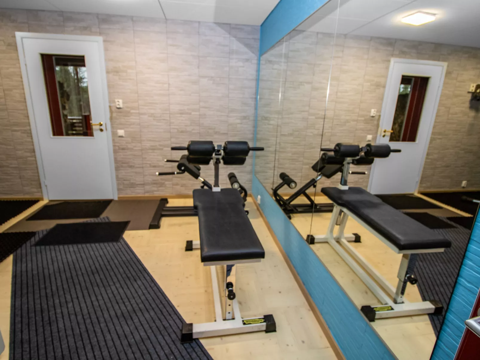 Tuiskukuru a - Drinnen