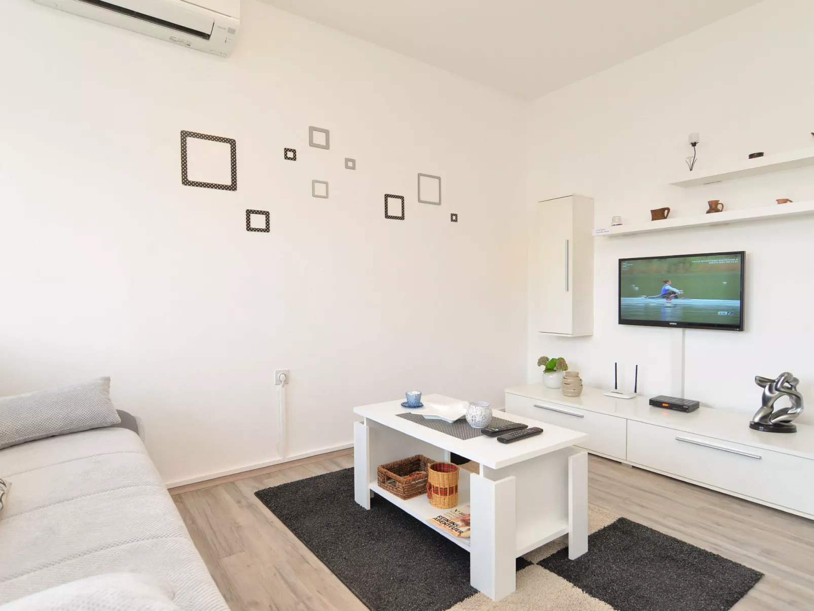 Apartment 1601 - Image-tags.info