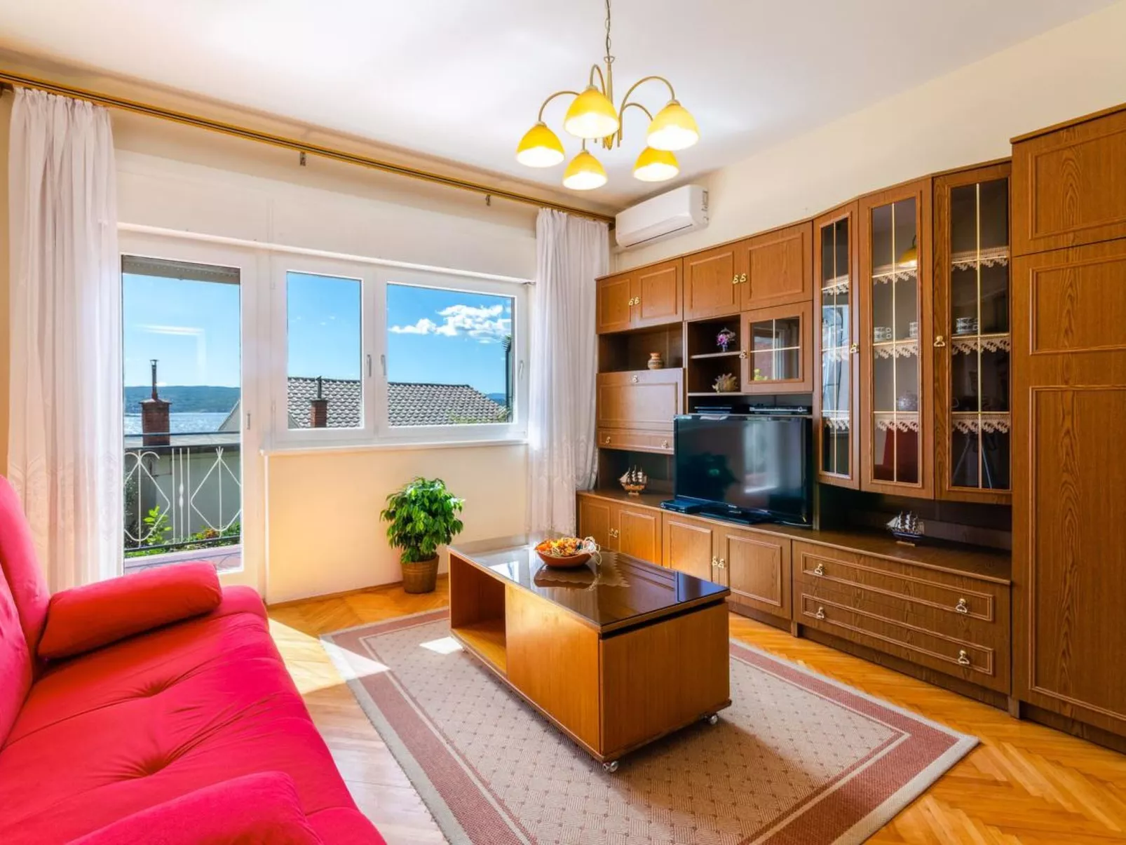 Smiljka 1 / HR-09436-01 - Image-tags.info