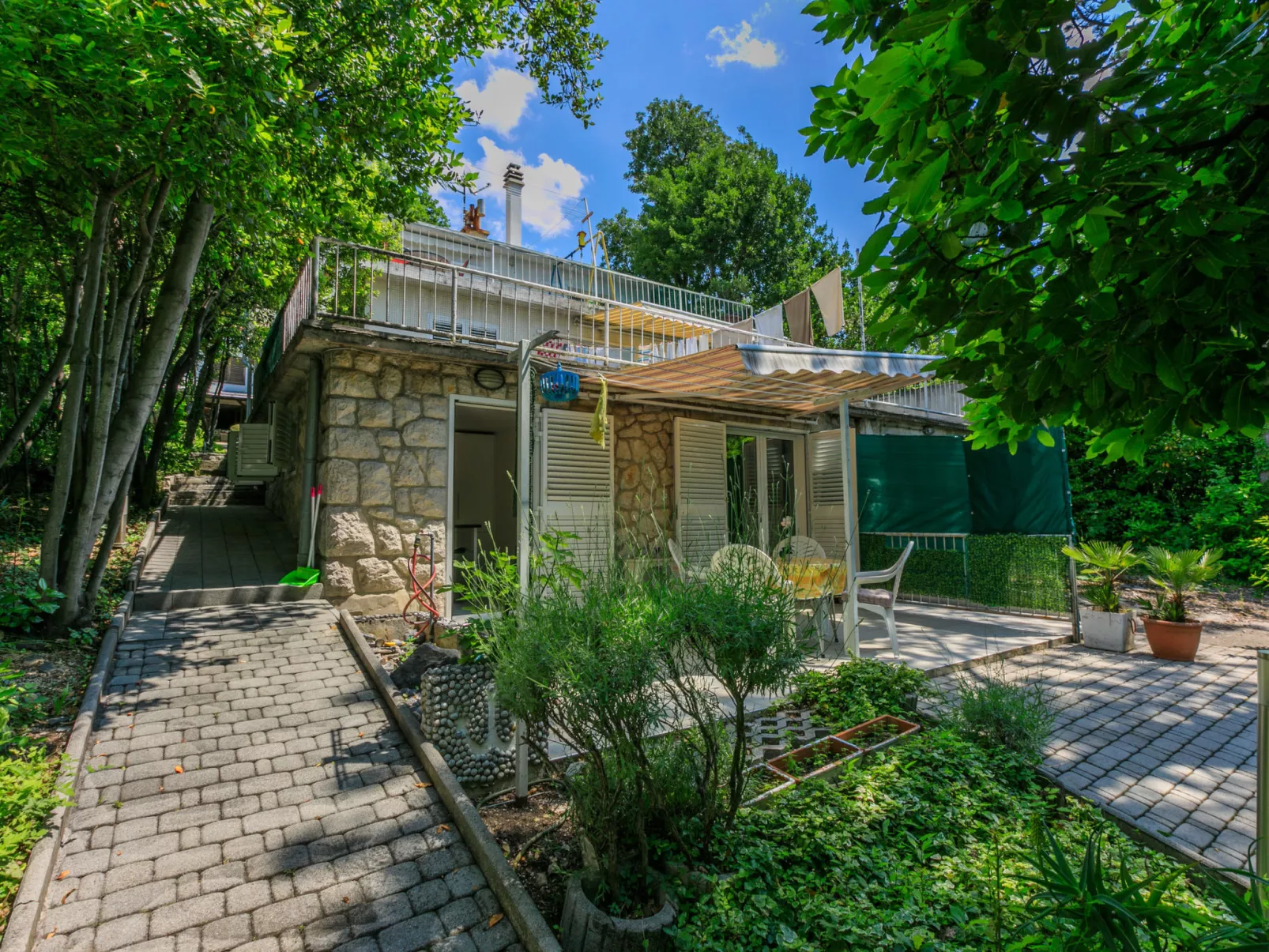 EDIT 1 / HR-08062-01 - Image-tags.info