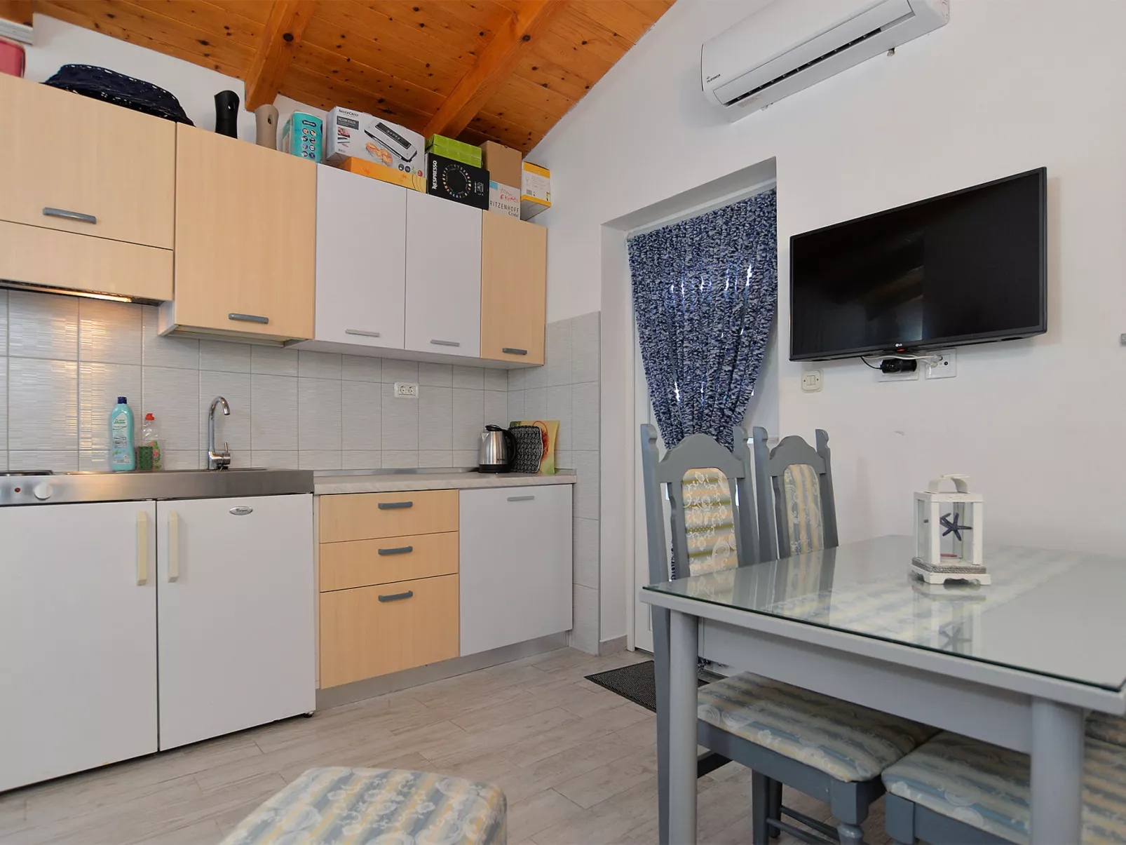 Apartment 1279 - Image-tags.info