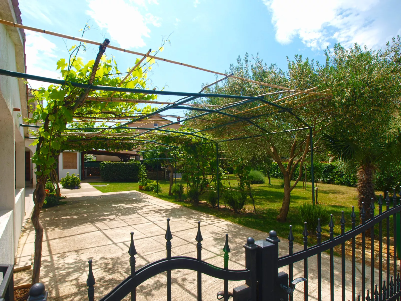 Apartment 957 - Image-tags.info