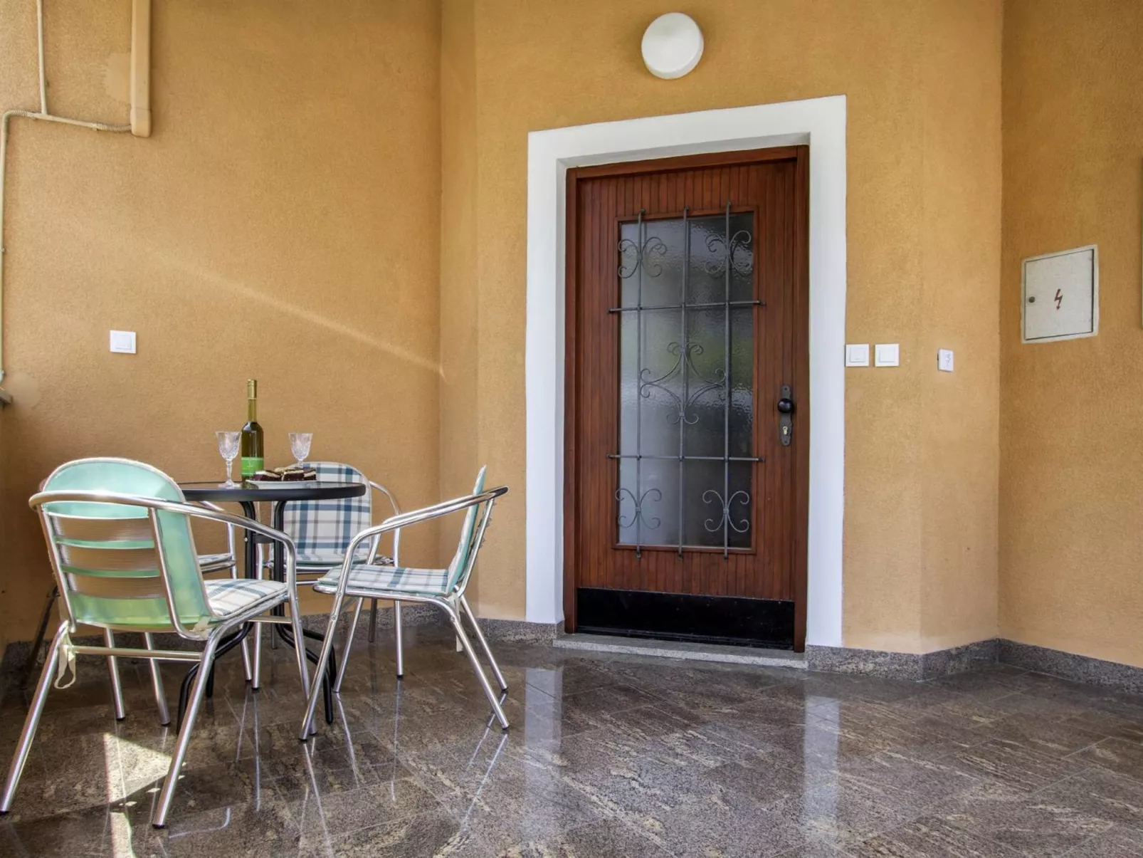 Apartment 2000 - Inside