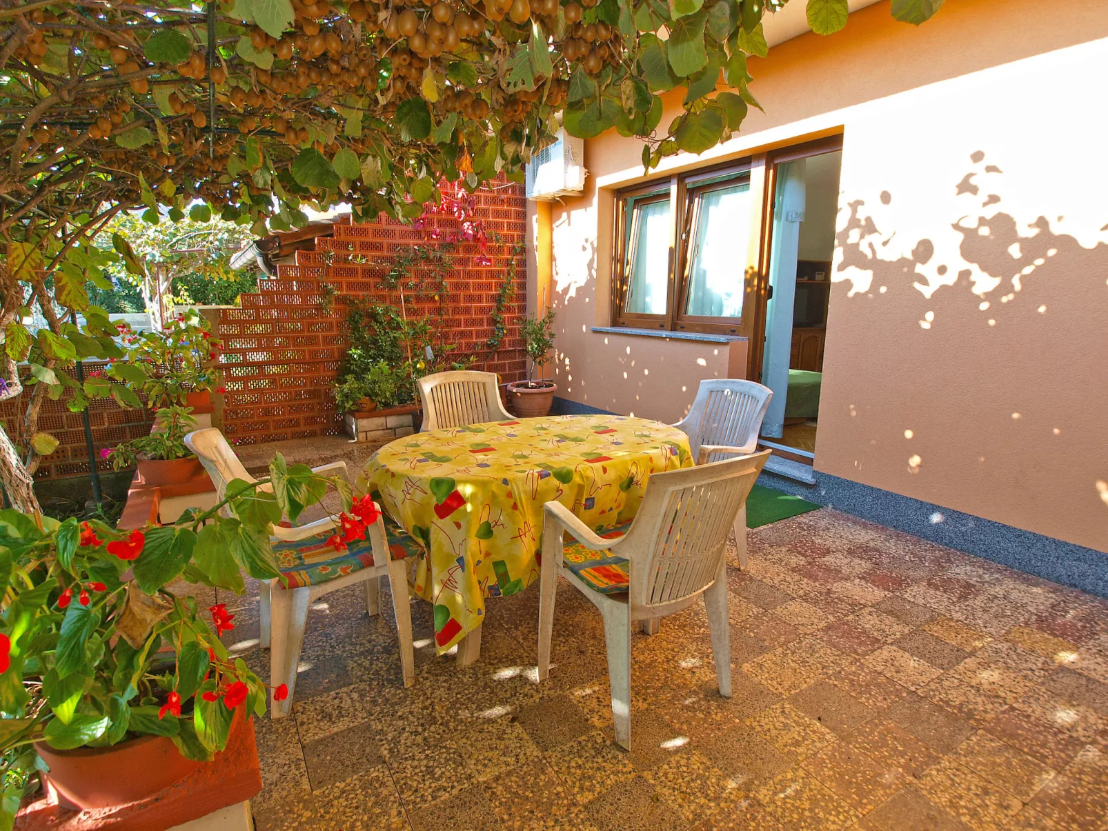 Apartment 933 - Image-tags.info