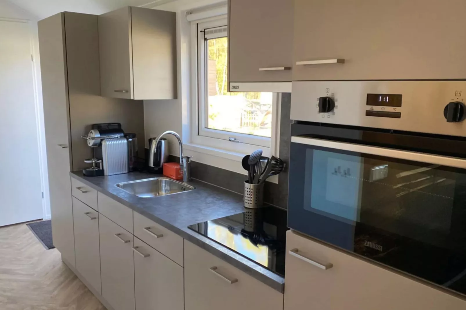 Resort Hooge Veluwe 15-Kitchen