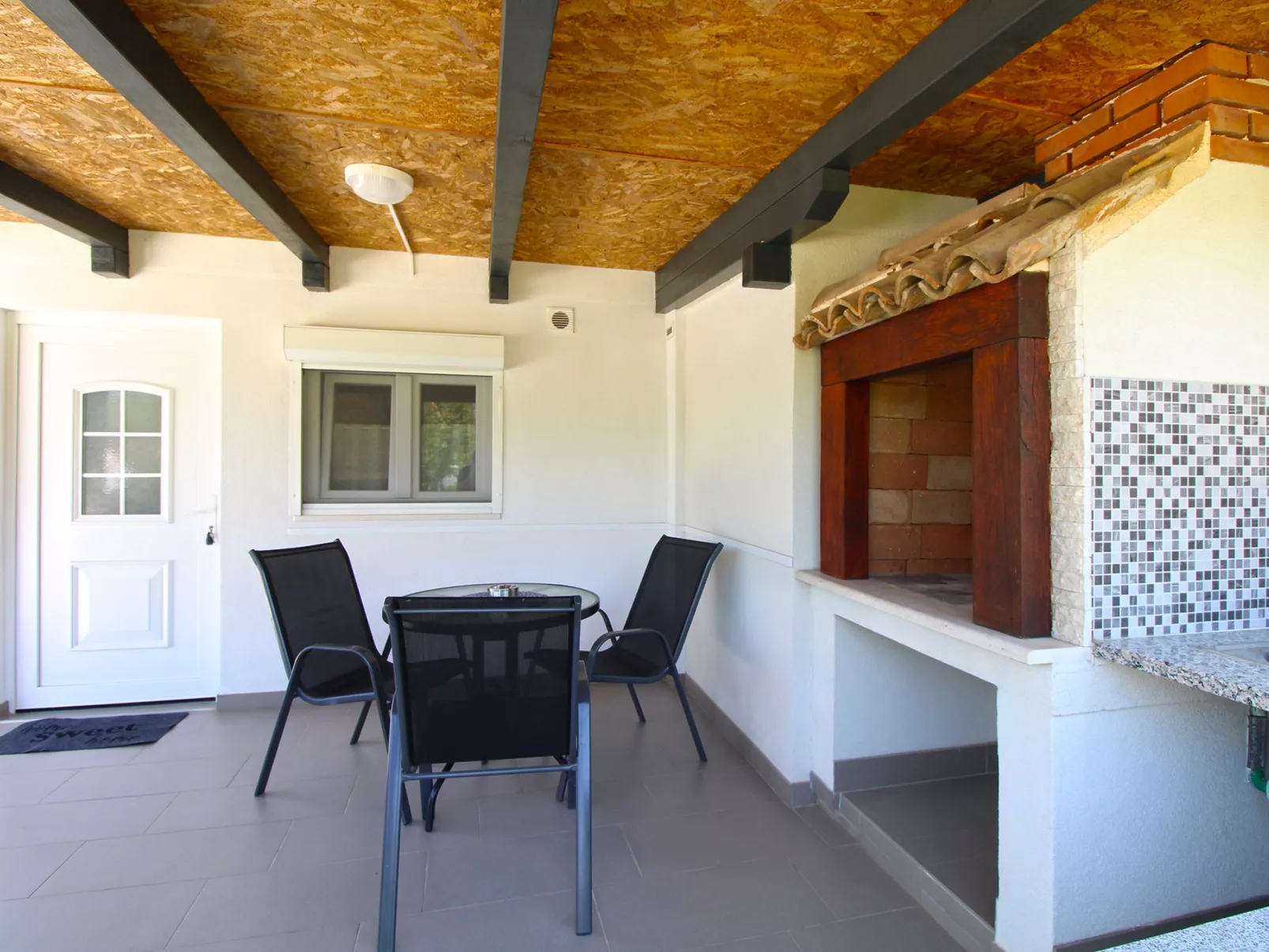 House 1818 - Image-tags.info