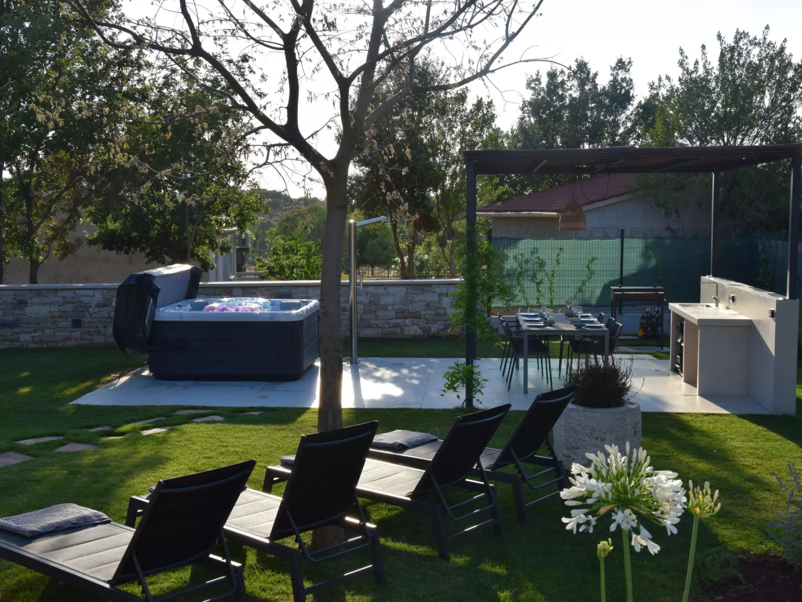 House 2306 - Image-tags.info