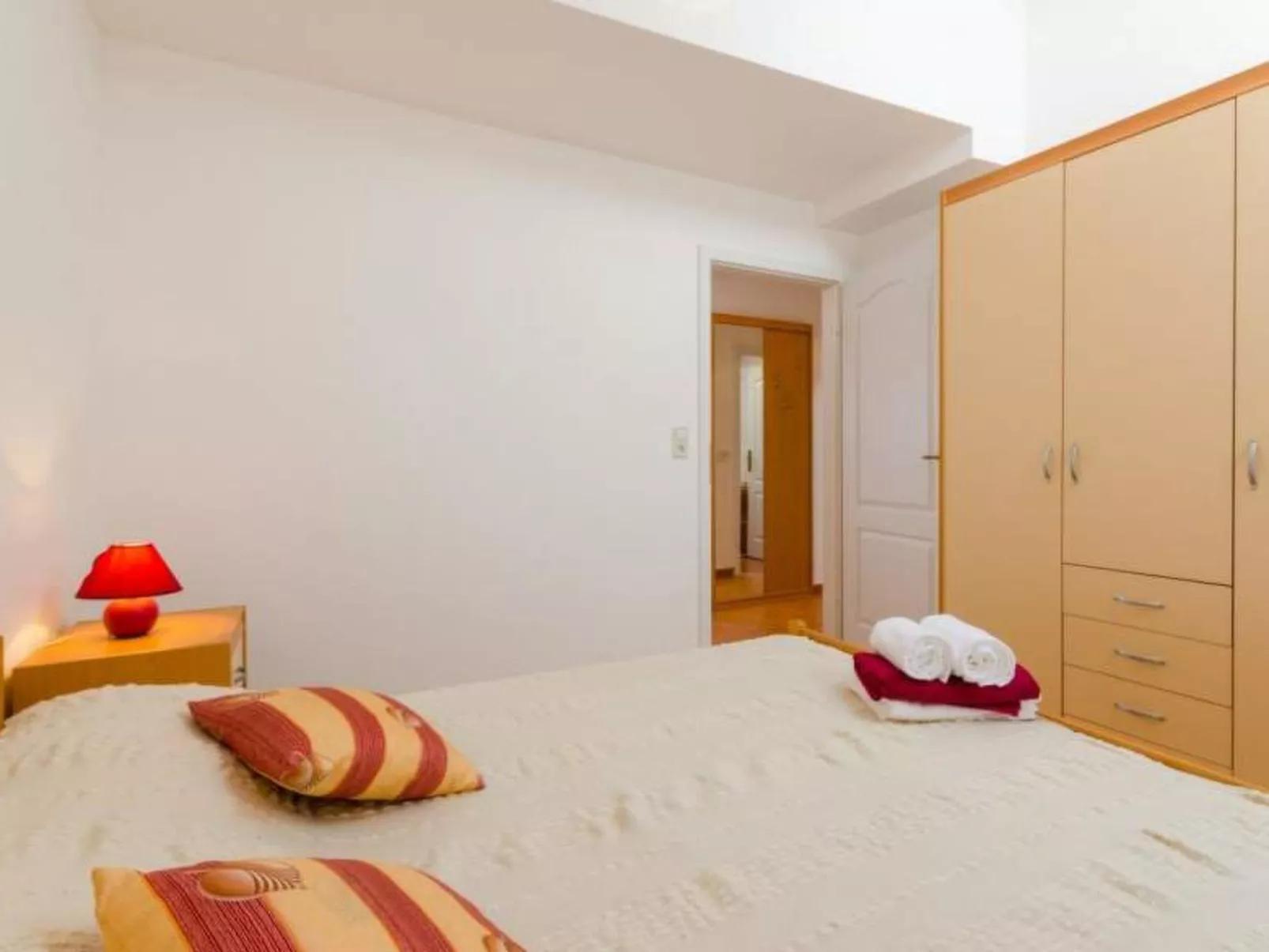 SIMCIC / HR-09866-01 - Image-tags.info