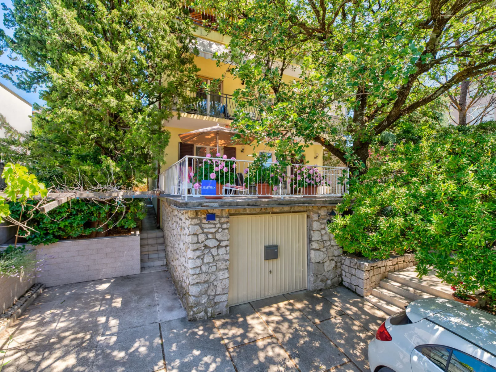 Irena Apartments 2 kat / HR-10649-02 - Image-tags.info