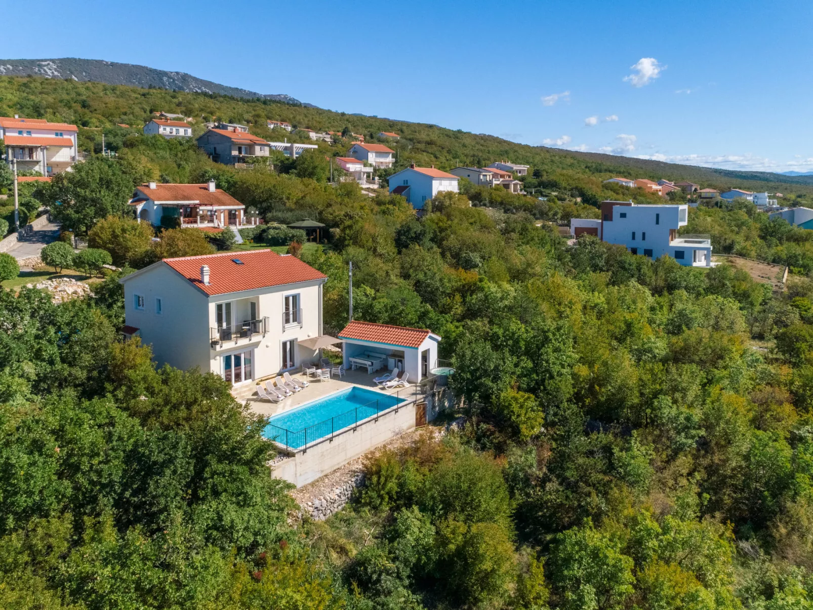 Holiday Home Aqua / HR-10991-01 - Image-tags.info