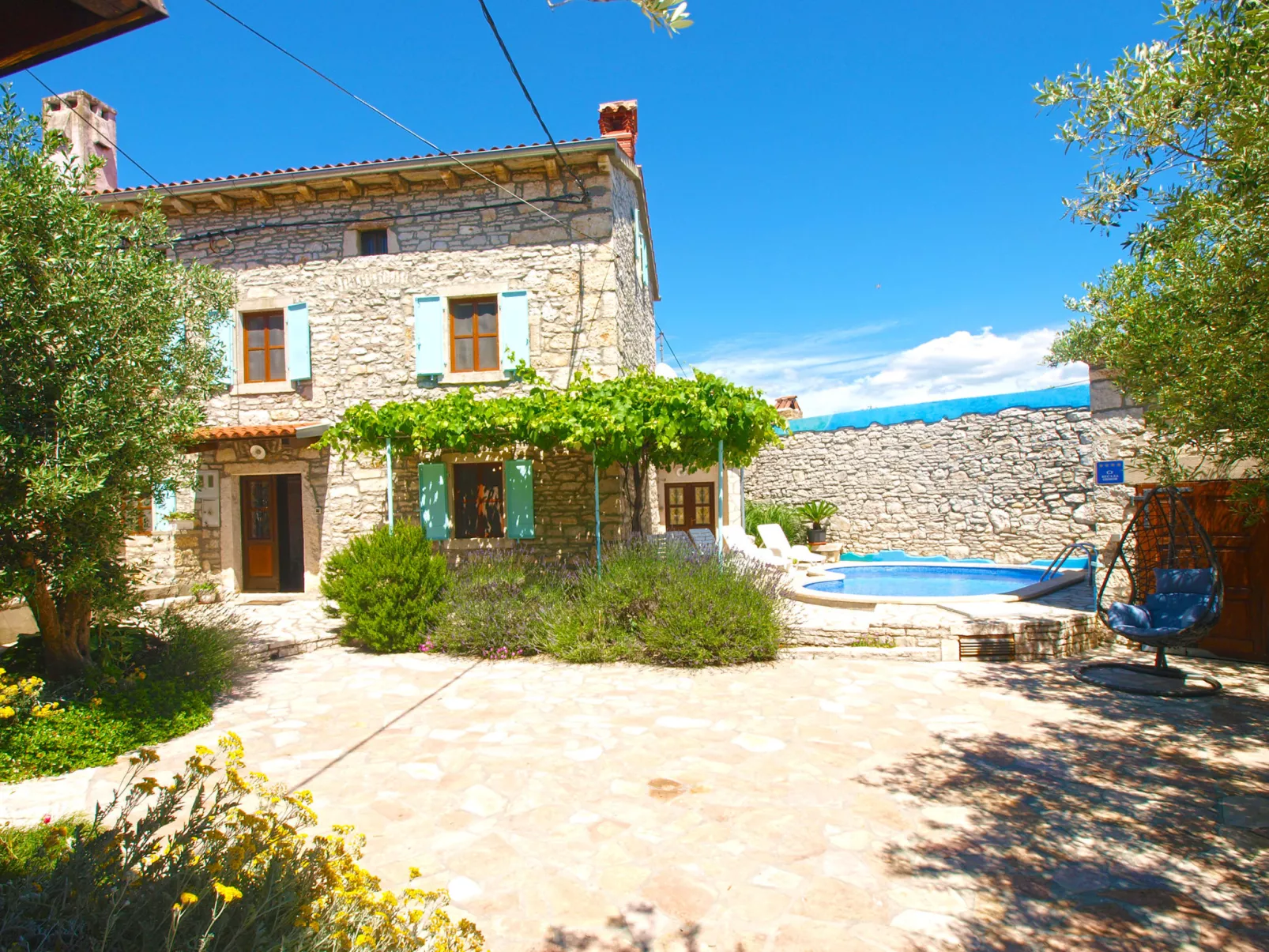 Villa 661 - Image-tags.info