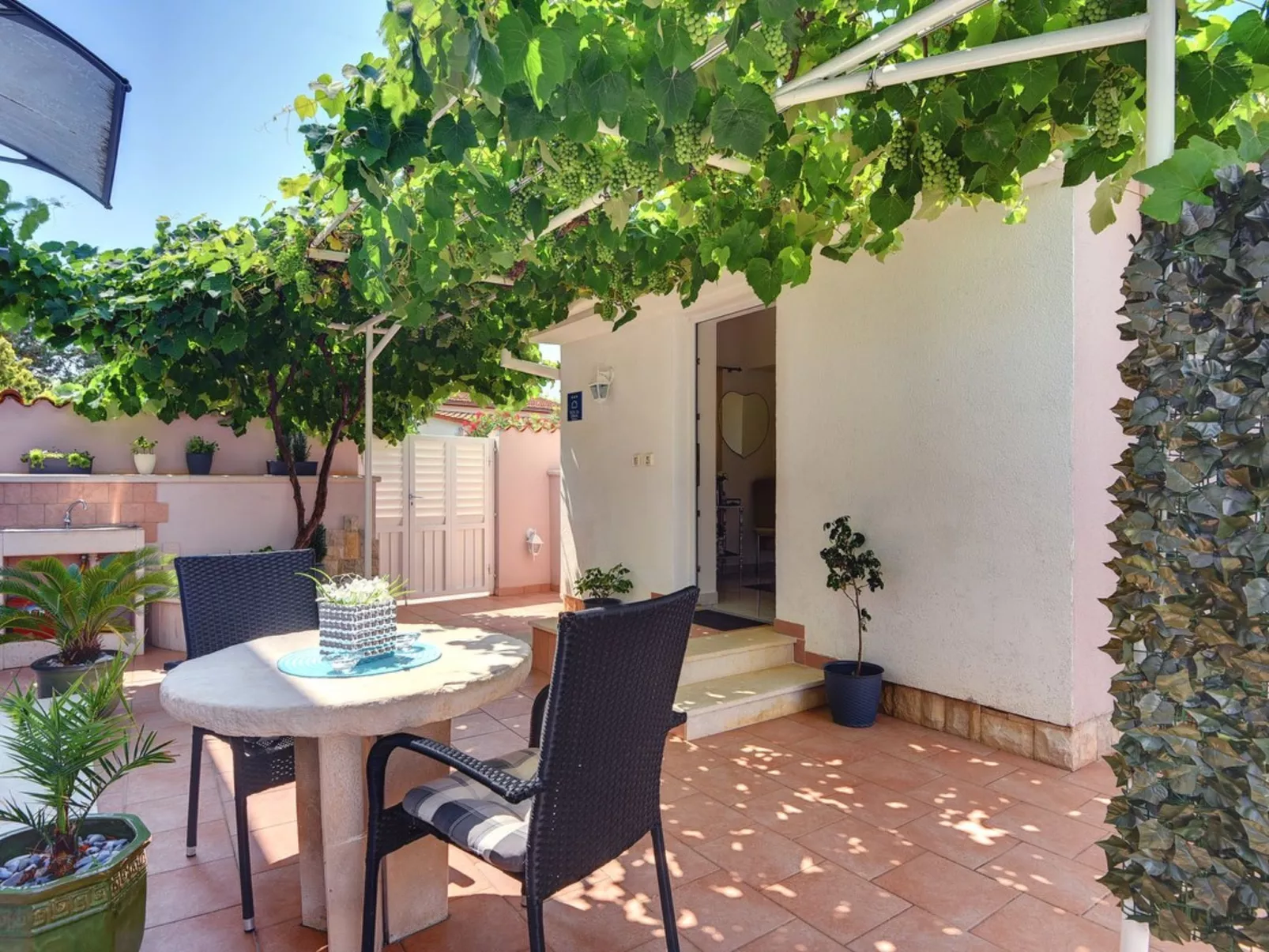 House Michelle - Image-tags.info