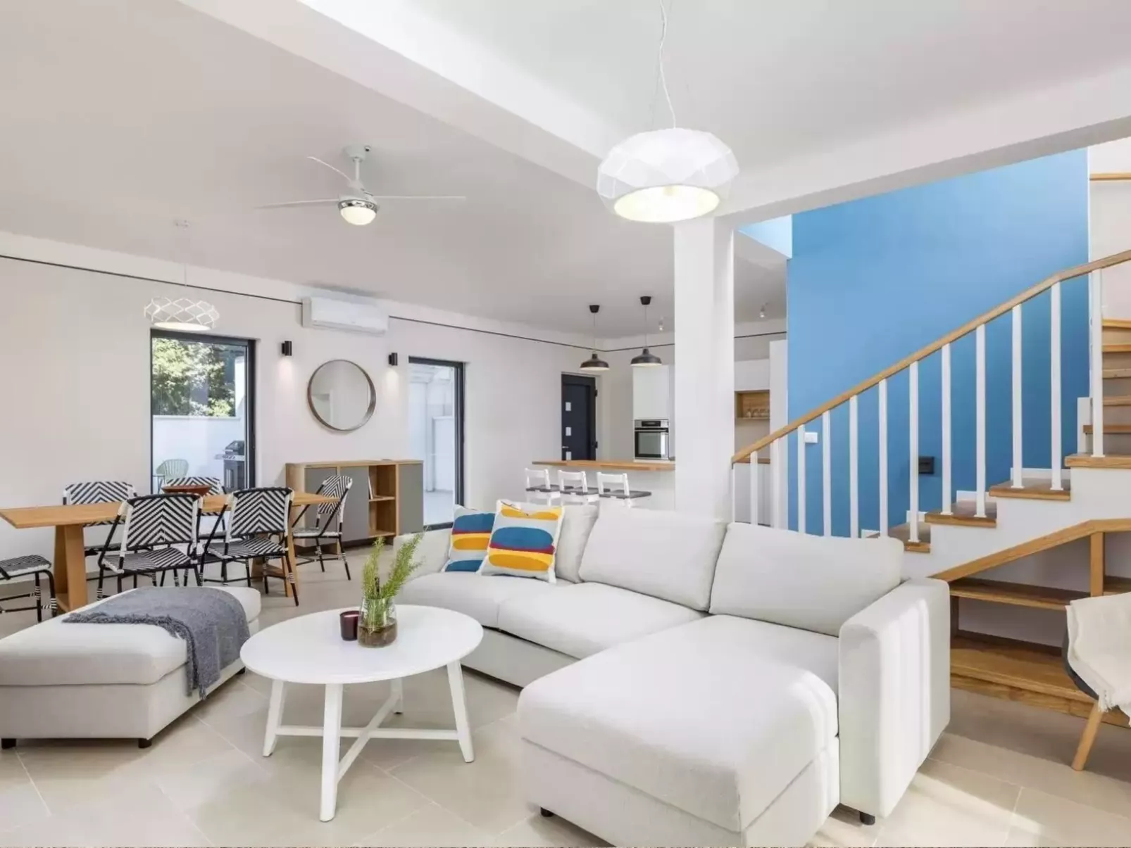 Villa 2246 - Image-tags.info