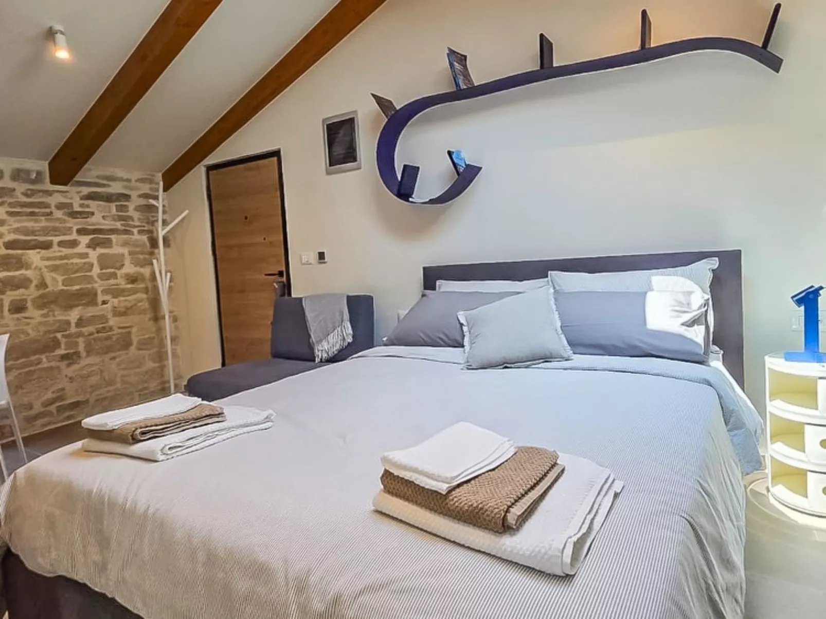 Apartment 2402 - Inside