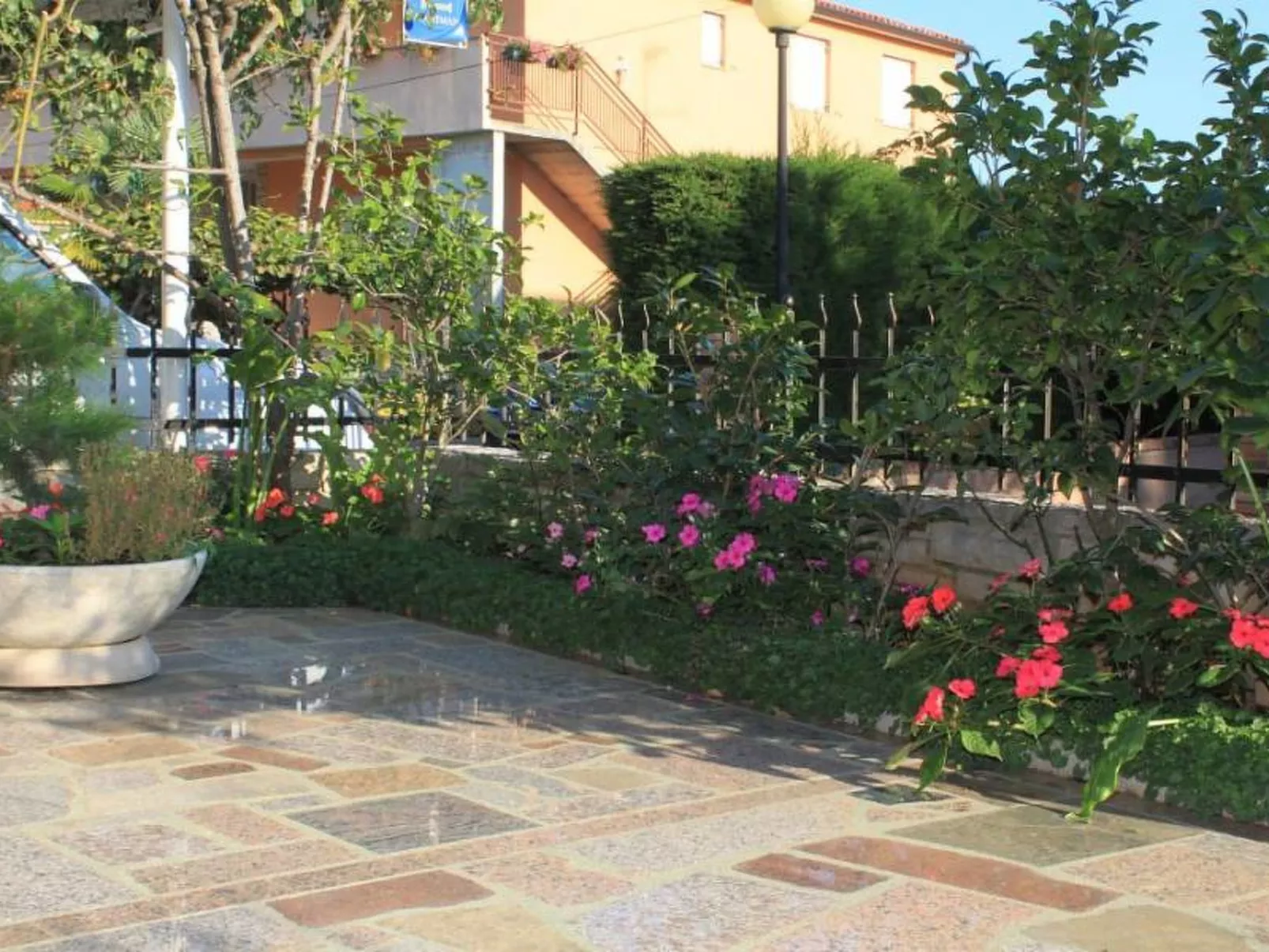 Apartment 356 - Dehors