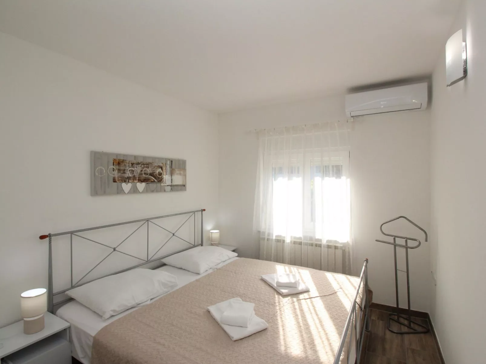 Apartment Romana - Image-tags.info