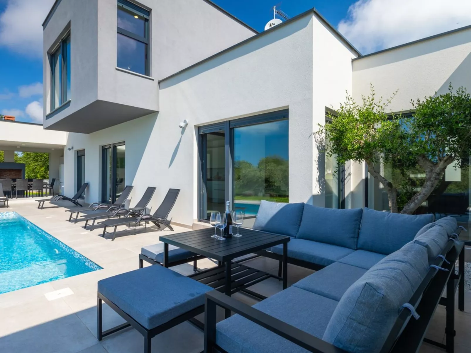 Villa Vivre - Image-tags.info