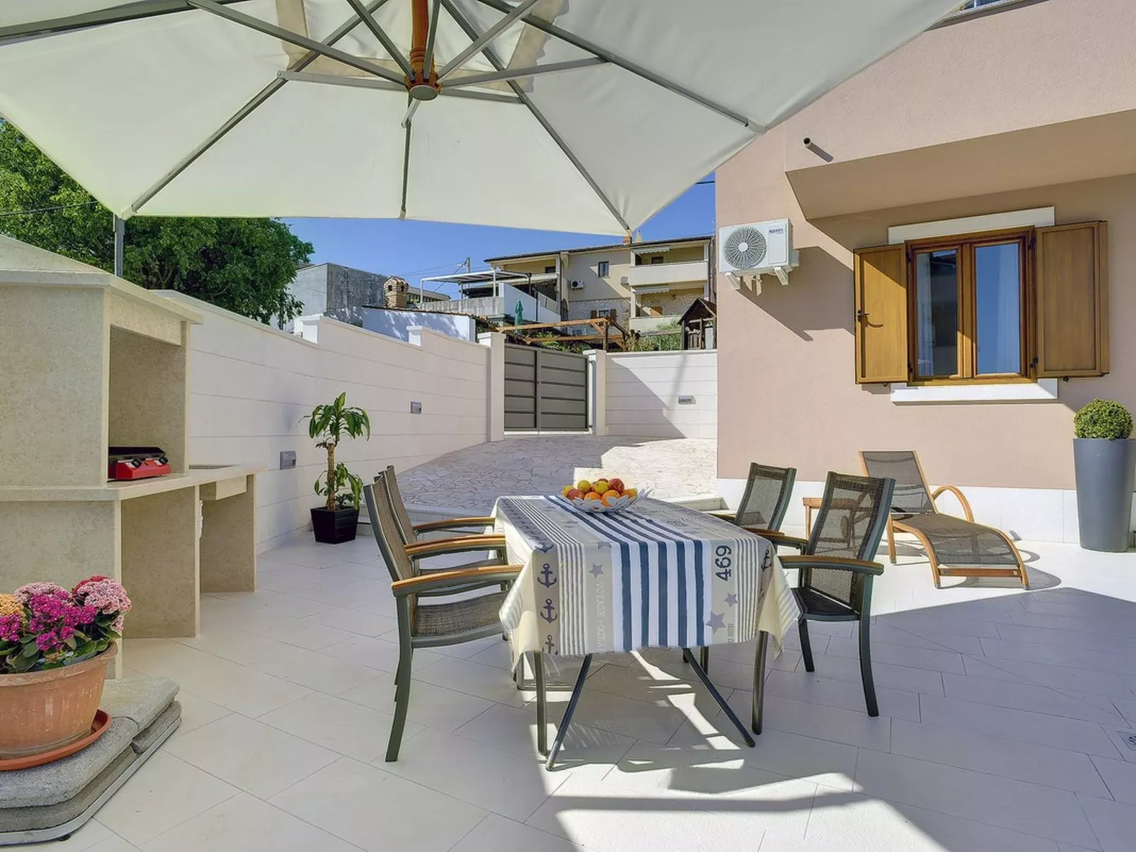 Casa Miceli - Draußen