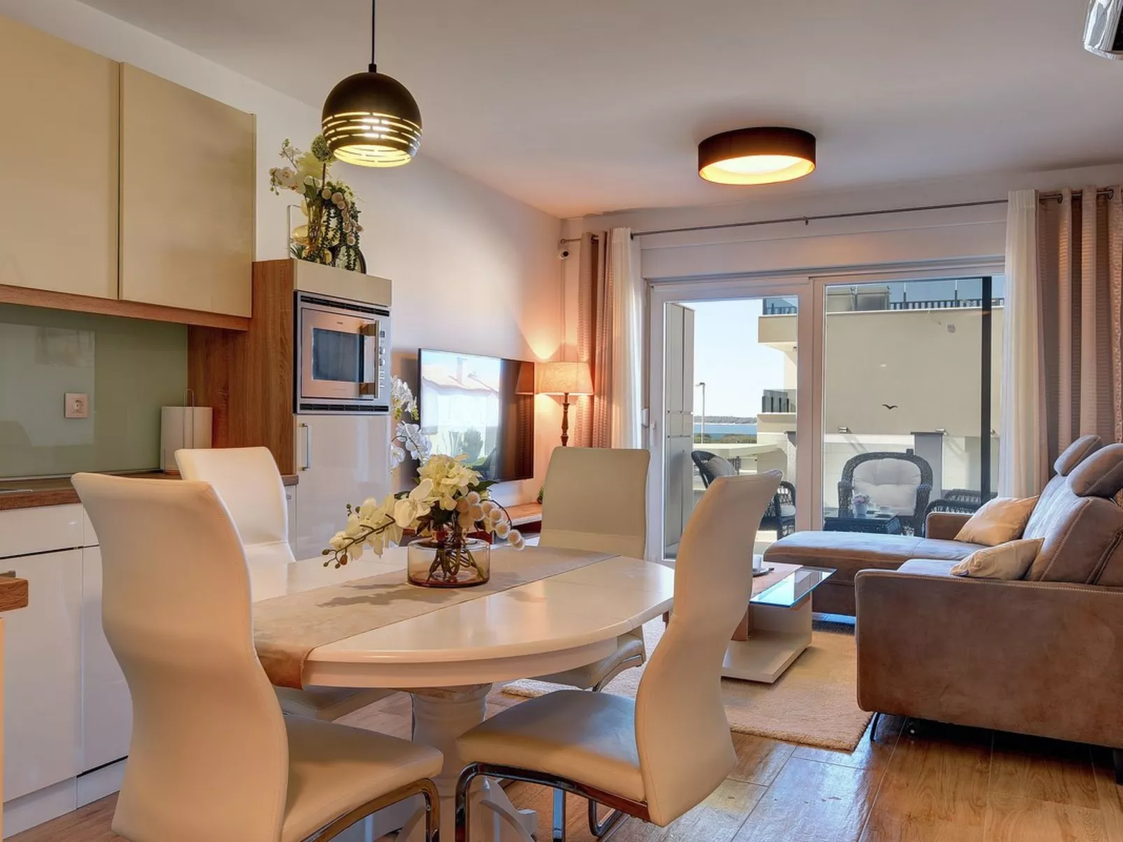 House Posesi - Image-tags.info