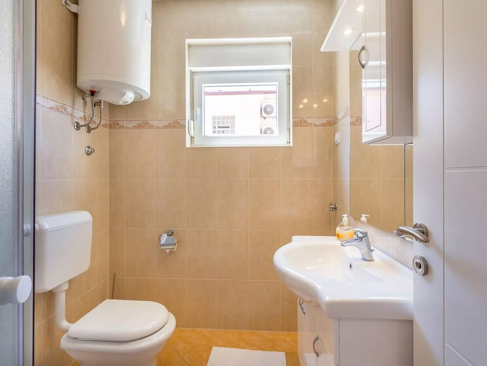 Casa Marich - Inside