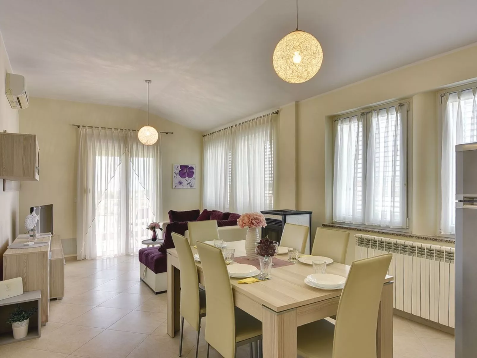 House Sunset - Drinnen