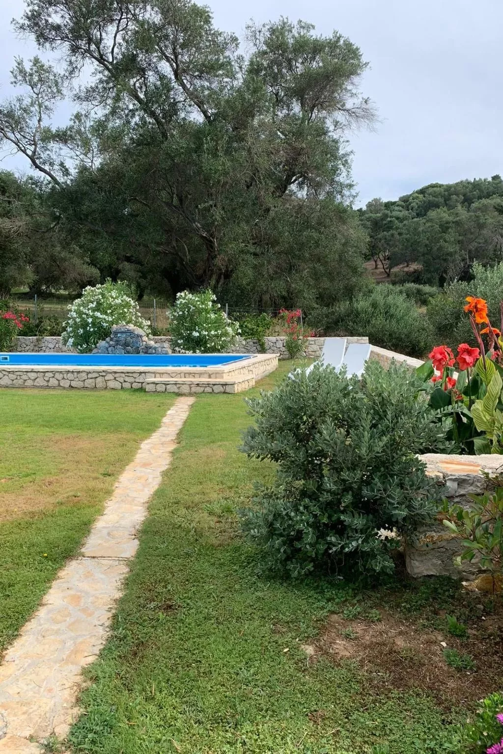 Mit privatem Pool für 6 Personen - Image-tags.info