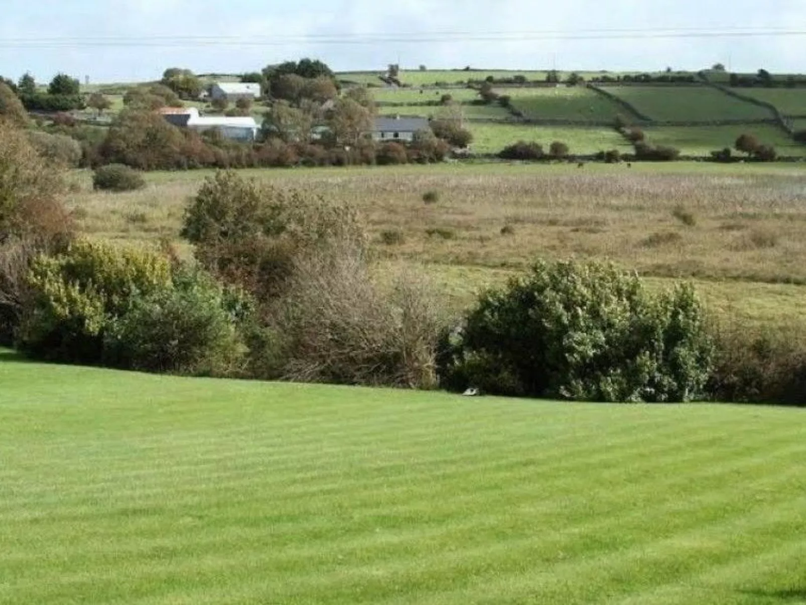 Schloss Ballindooley - Outside
