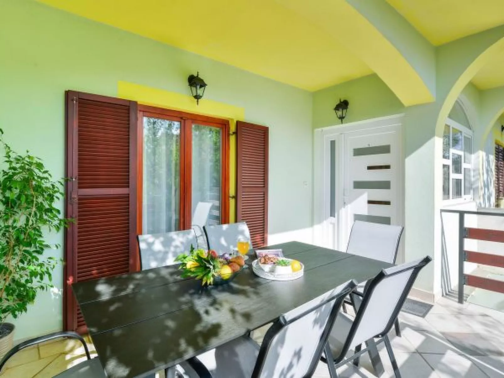 Holiday house Antonia with pool - Image-tags.info