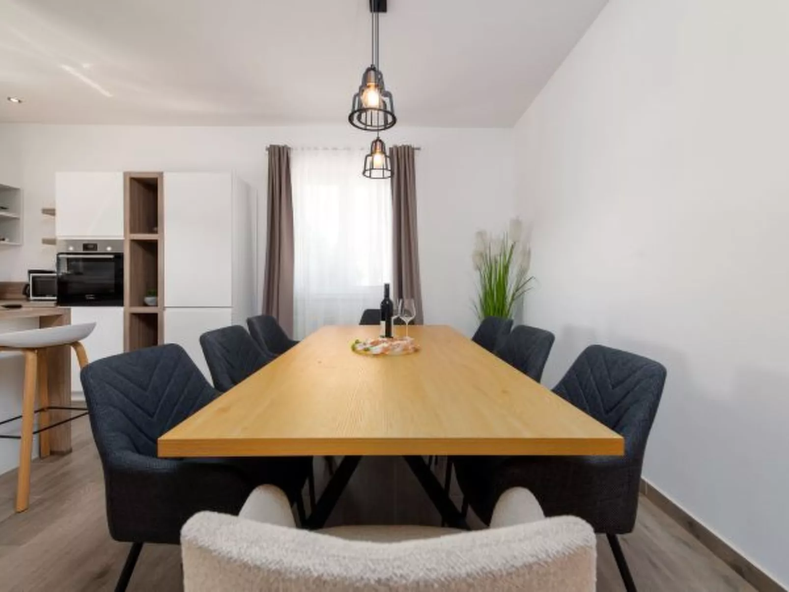 Casa Kamber with pool - Image-tags.info