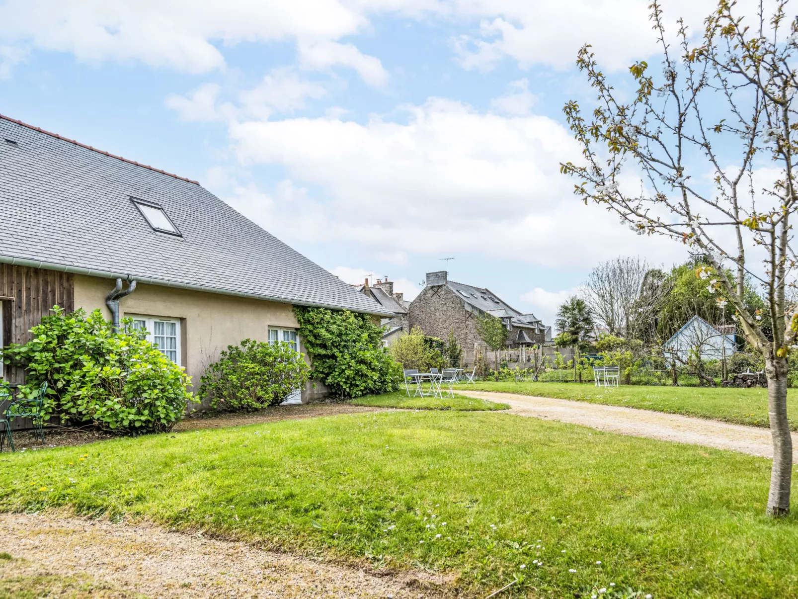 Gîte Le Bisquin - Outside