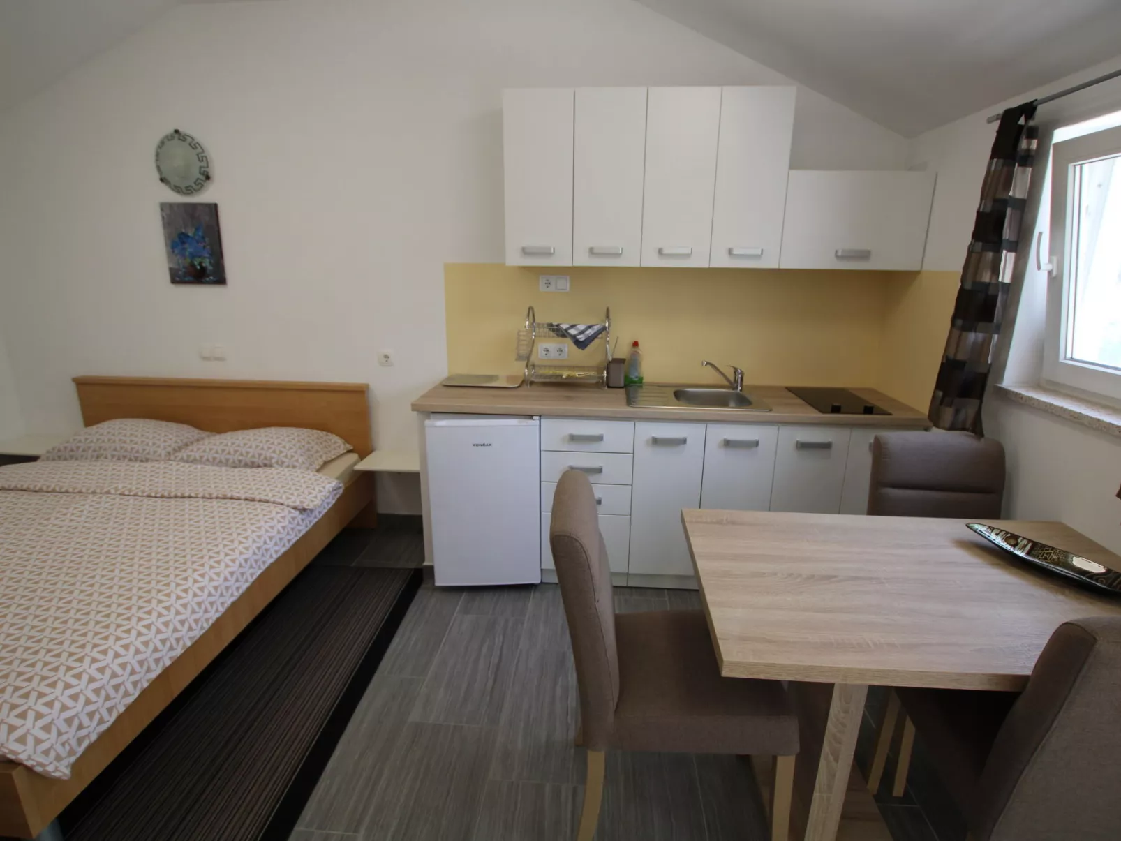 Studio Green Garden / HR-11058-02 - Image-tags.info