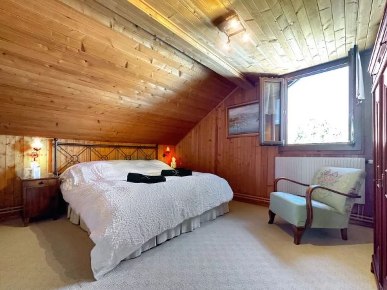 Chalet l'Escapade - 6 to 10 pax - Swiss Alps - Dedans