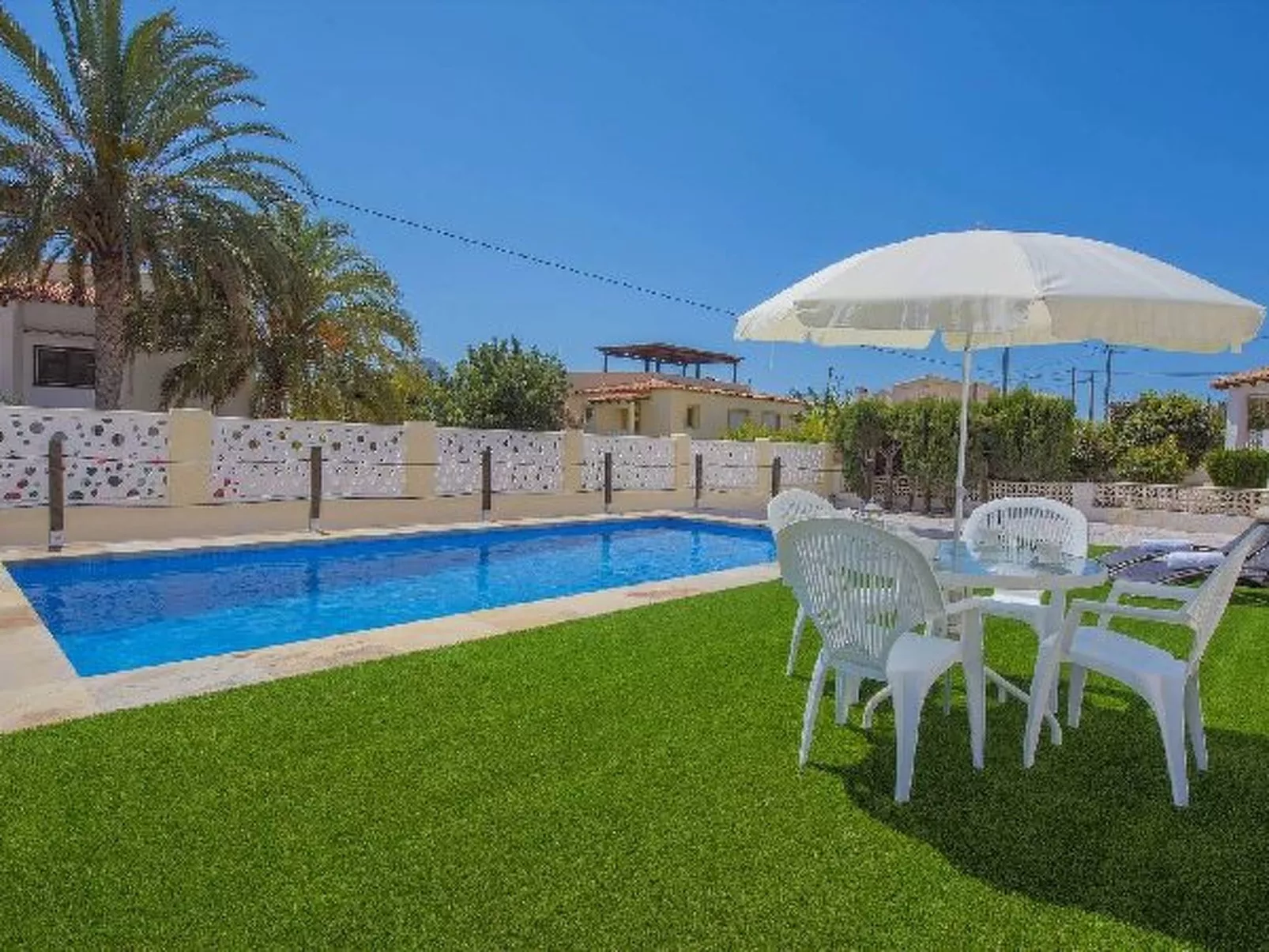 Villa Neus - PlusHolidays - Image-tags.info