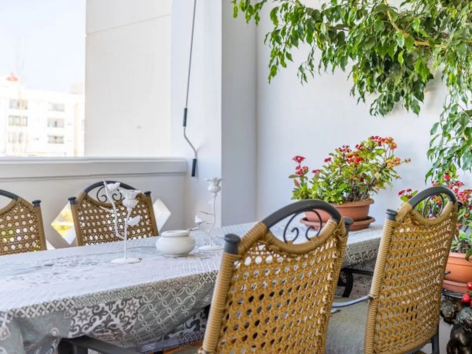 San Pedro del Mar - Image-tags.info