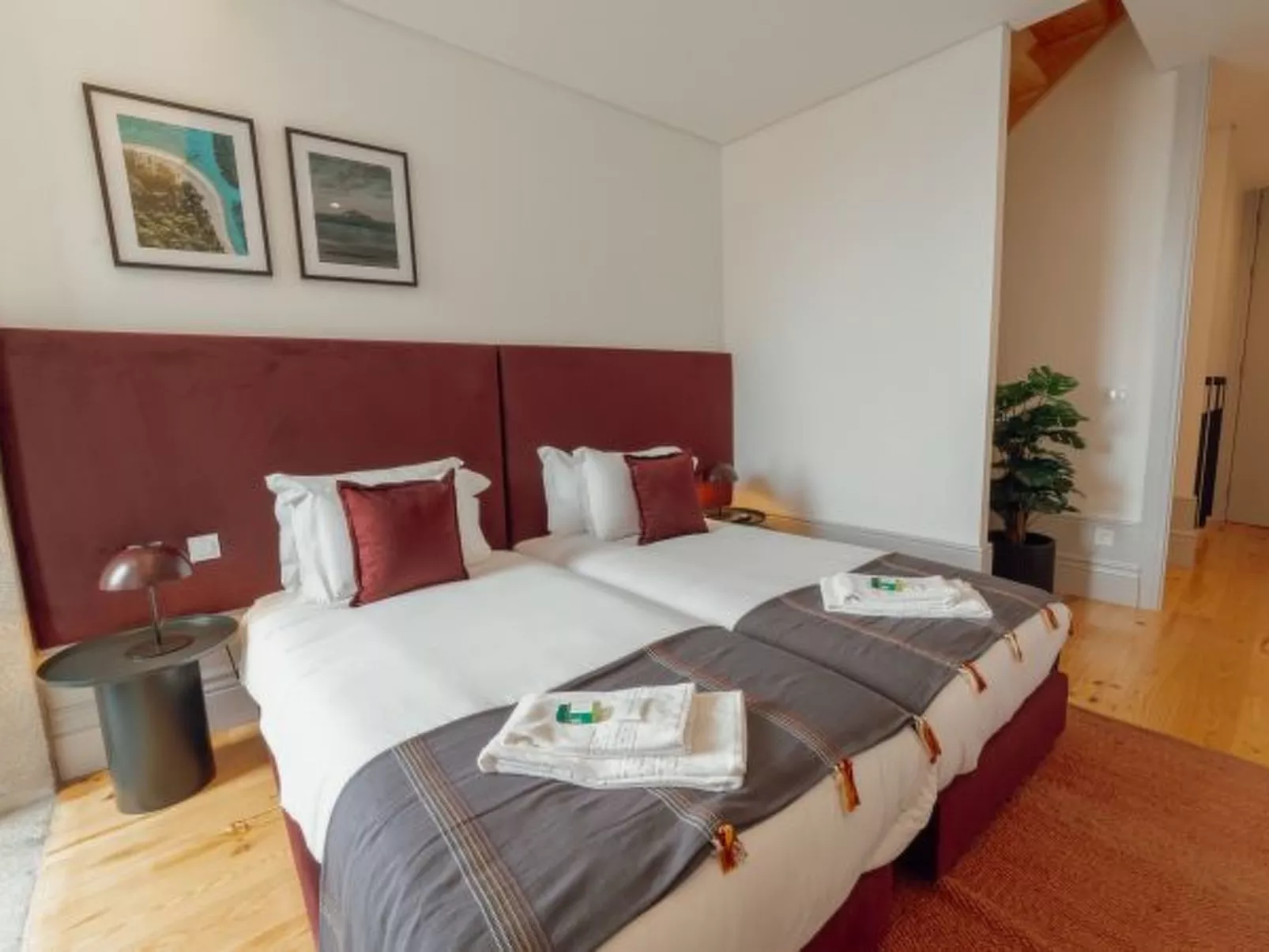 HEART OF PORTO APARTMENT F DUPLEX by VACATIONY - Inside