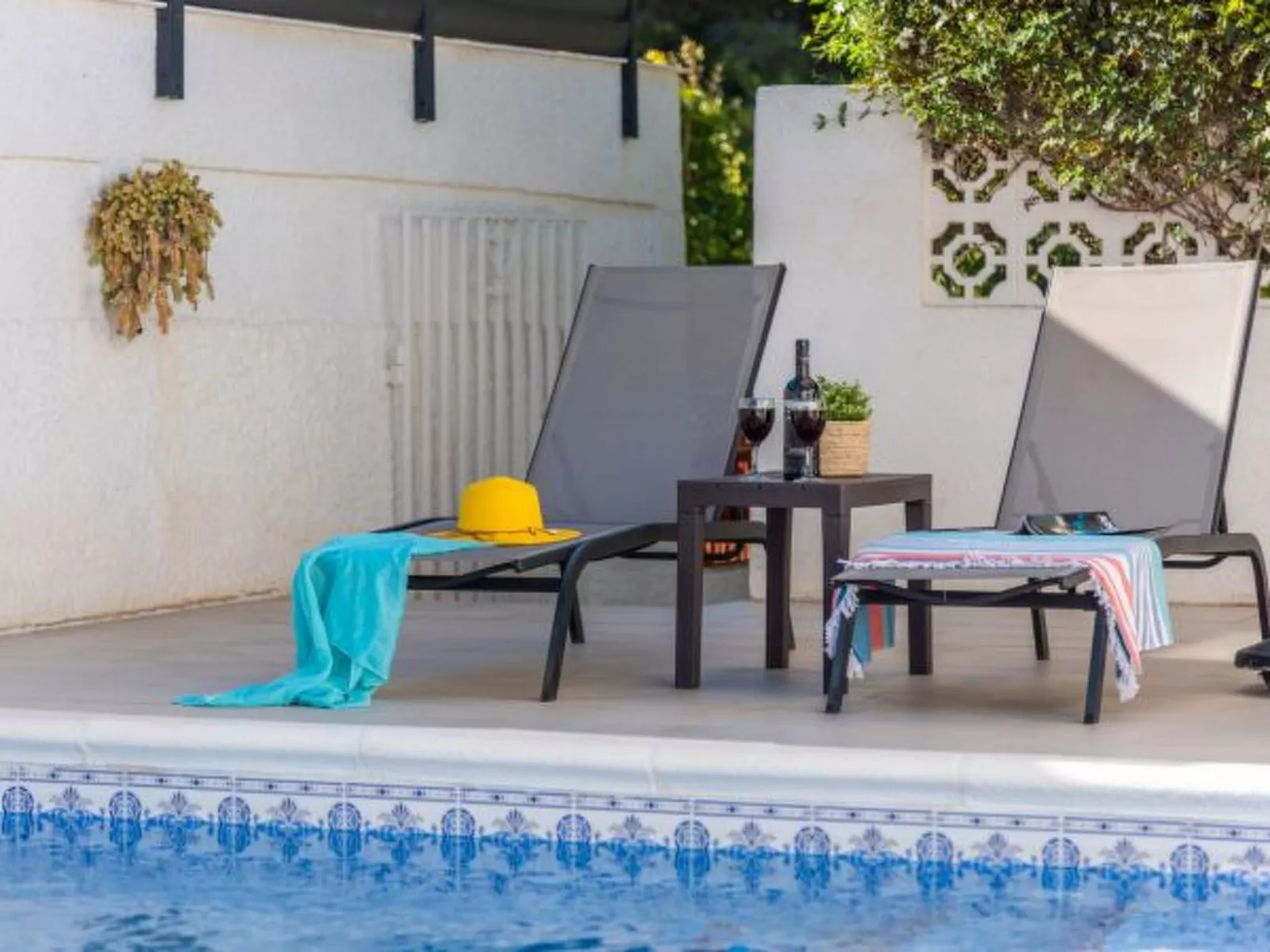 Villa Anais - Plus - Image-tags.info