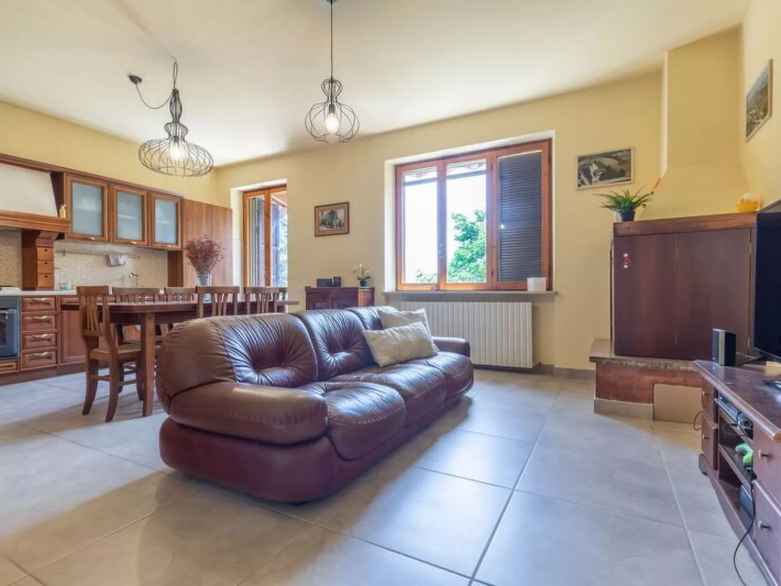 Sunrise Hill Holiday Home - Inside