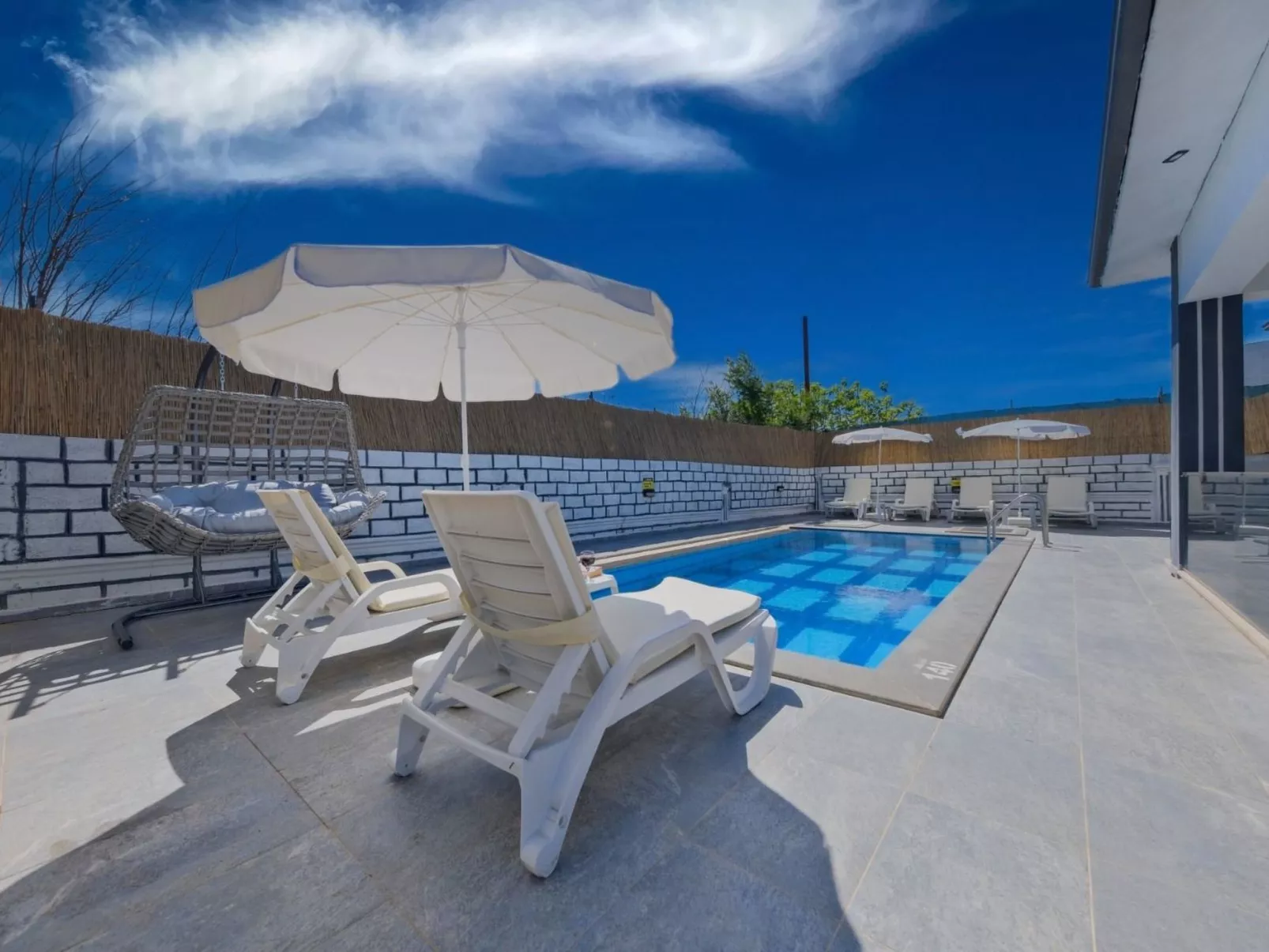 Villa Gold 1 - Draußen