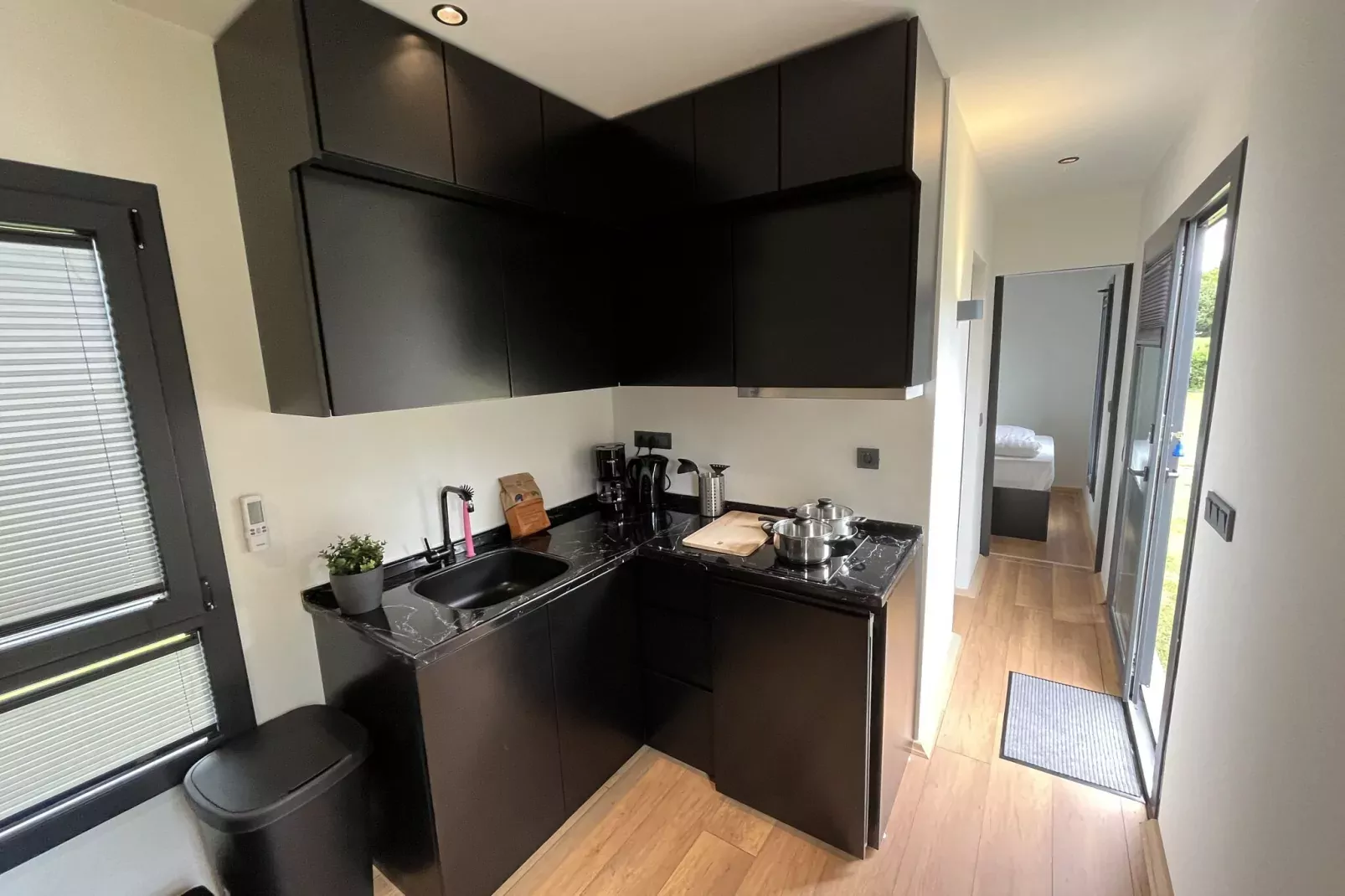 Recreatiepark Rhederlaagse Meren 19-Kitchen