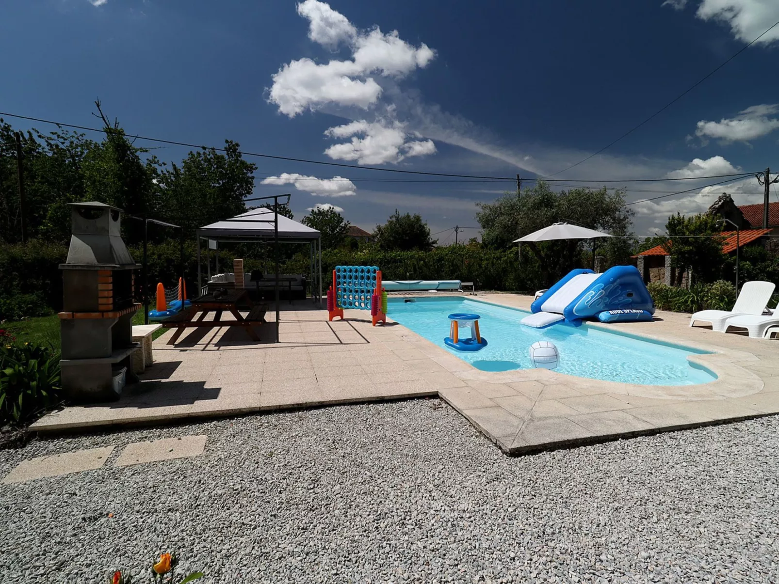 2-Zimmer-Wohnung beheizter Pool - Draußen
