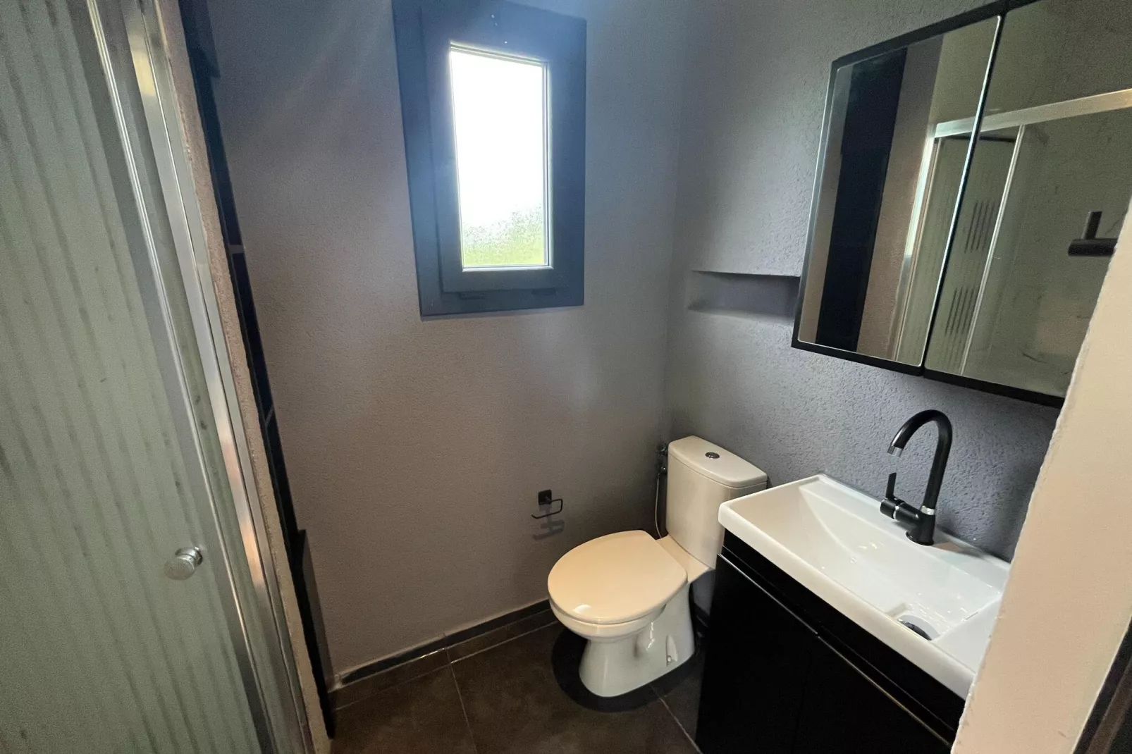 Recreatiepark Rhederlaagse Meren 19-Bathroom