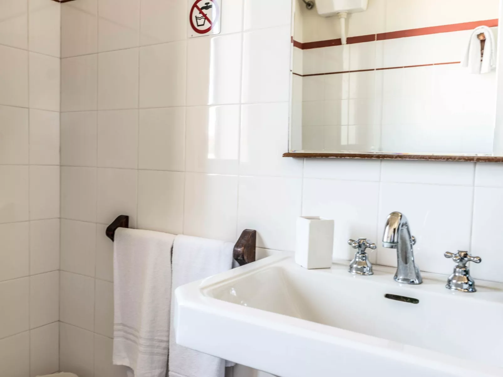 Gästezimmer mit Wasserblick - Drinnen