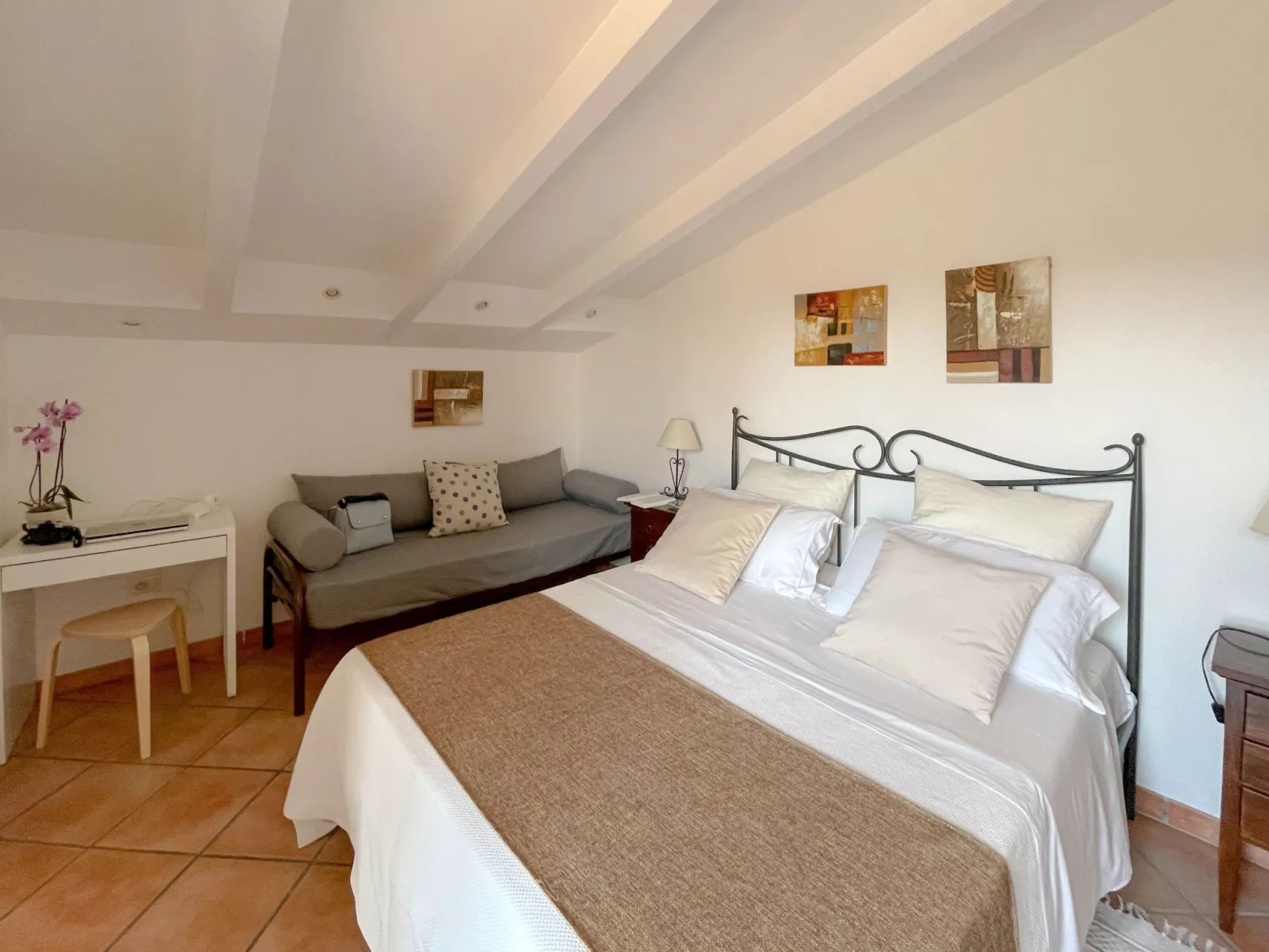 Dreibettzimmer - Inside